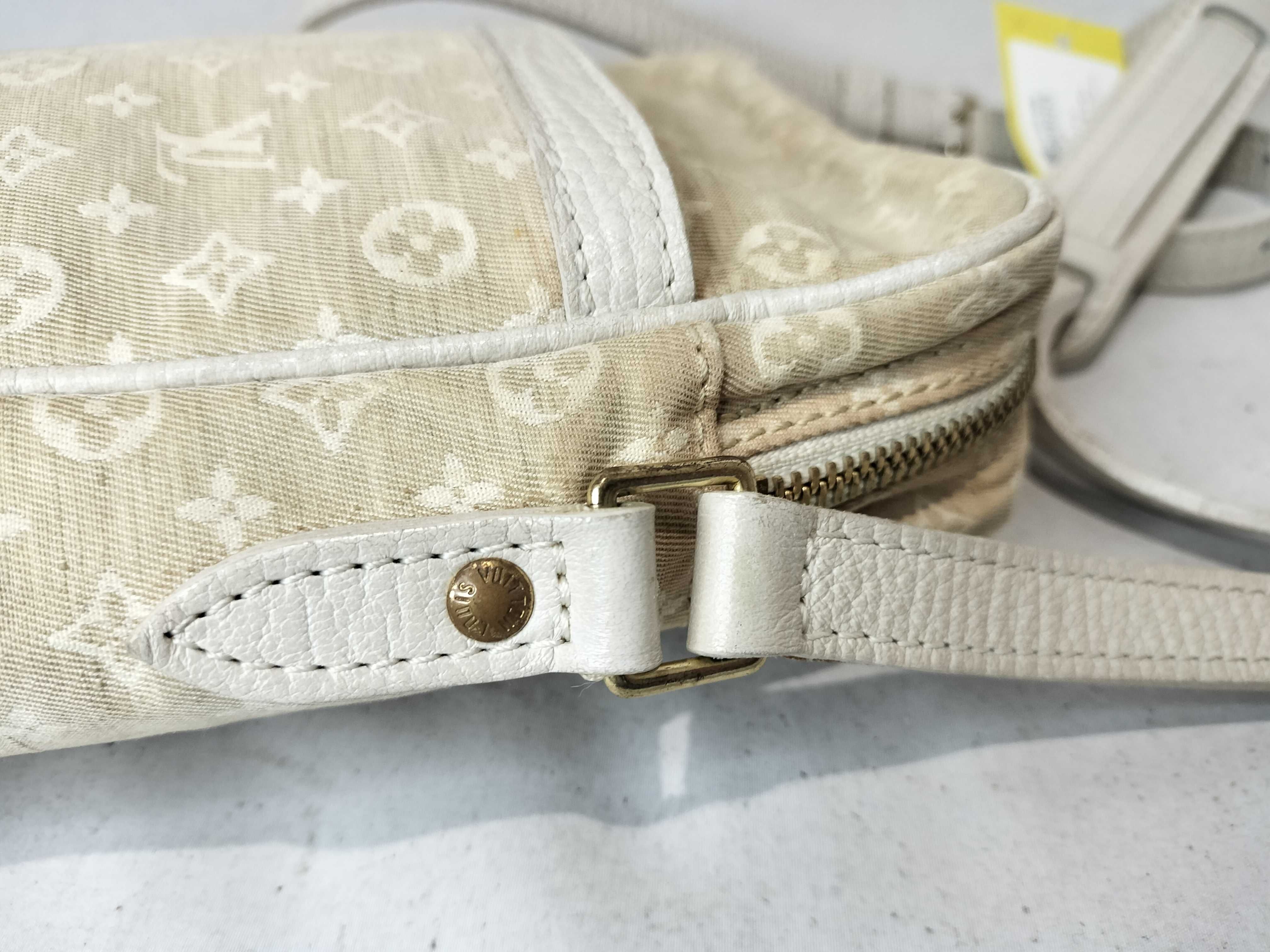 Monogram Mini Lin M95318 Danube Shoulder Bag White Shoulder Bag — view 5