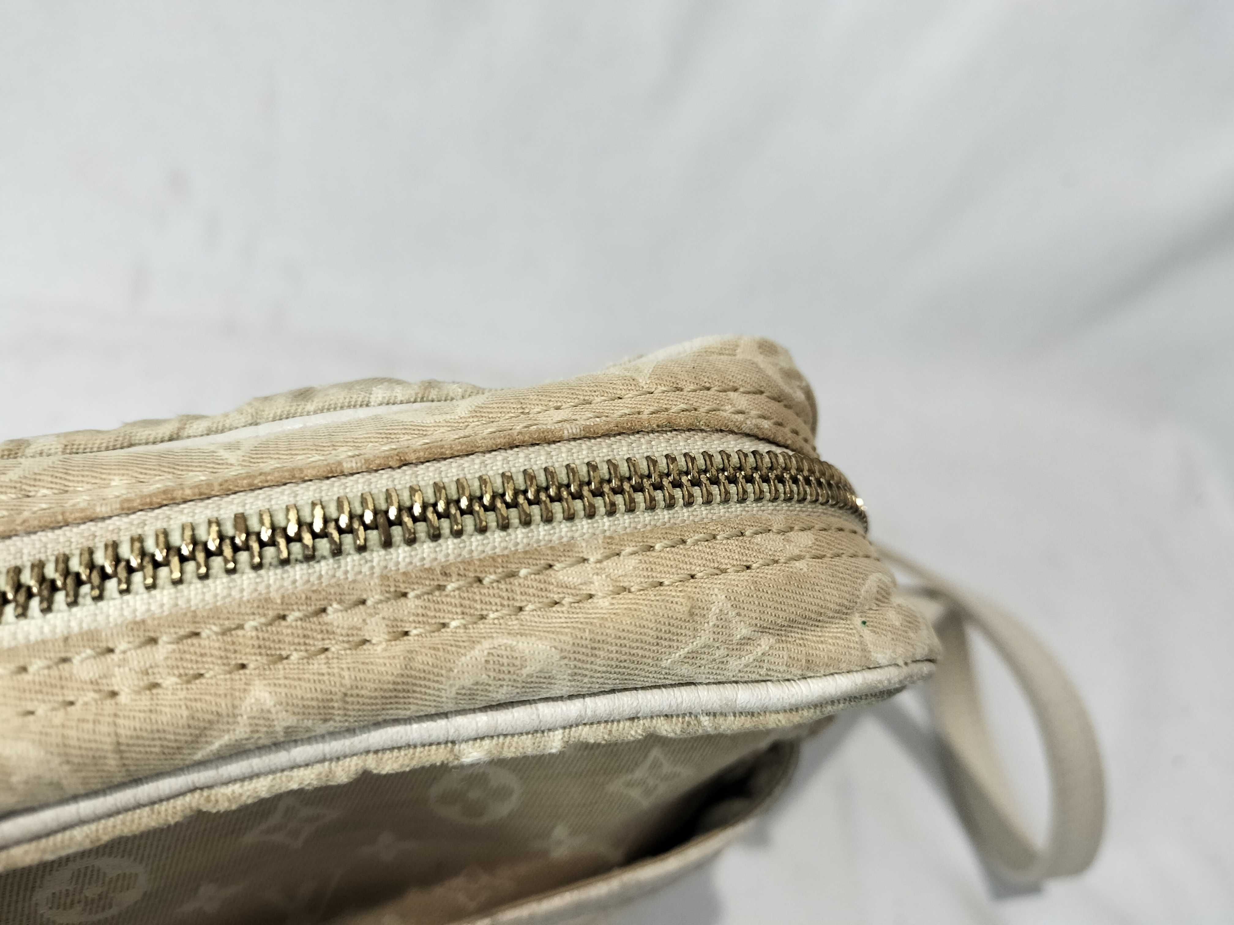 Monogram Mini Lin M95318 Danube Shoulder Bag White Shoulder Bag — view 8