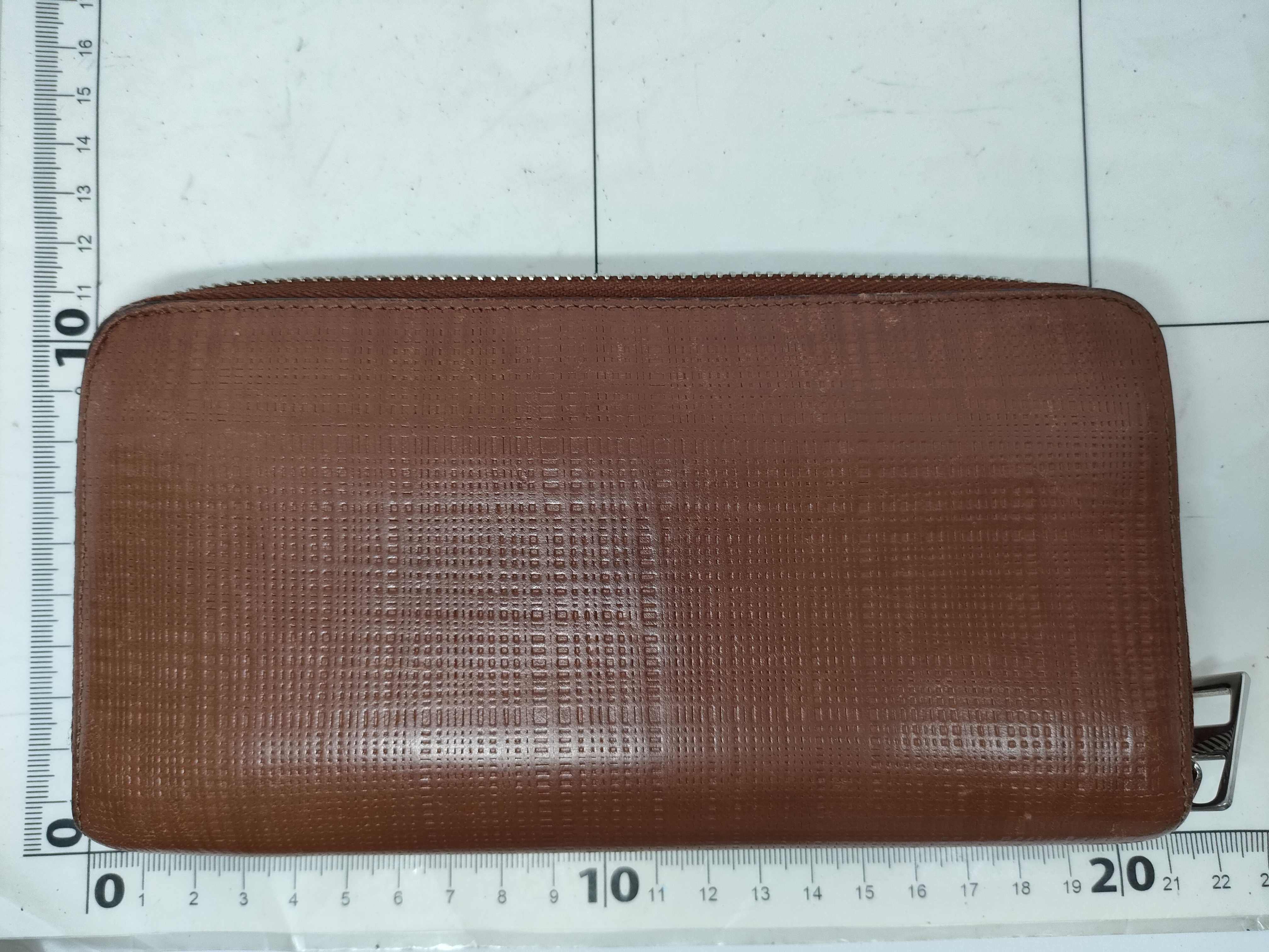 Anagram Leather Round Zip Long Wallet — view 2