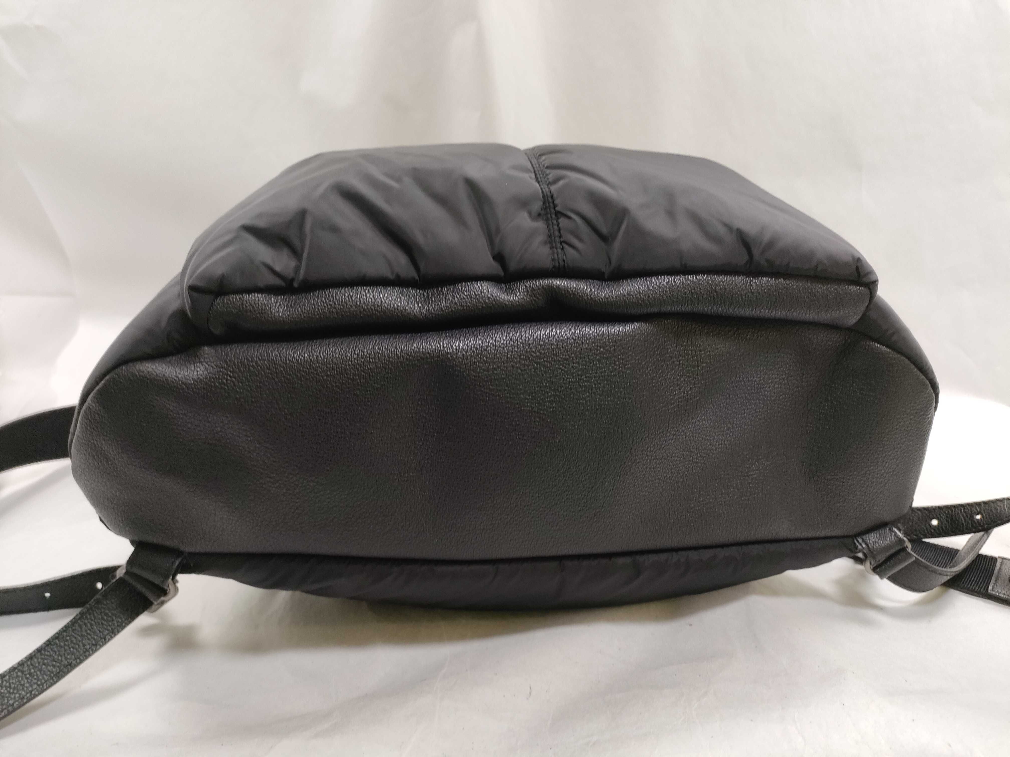 2010-2025s BALENCIAGA Traveler Padded Backpack/FF21305/WS21305 Backpack — view 7