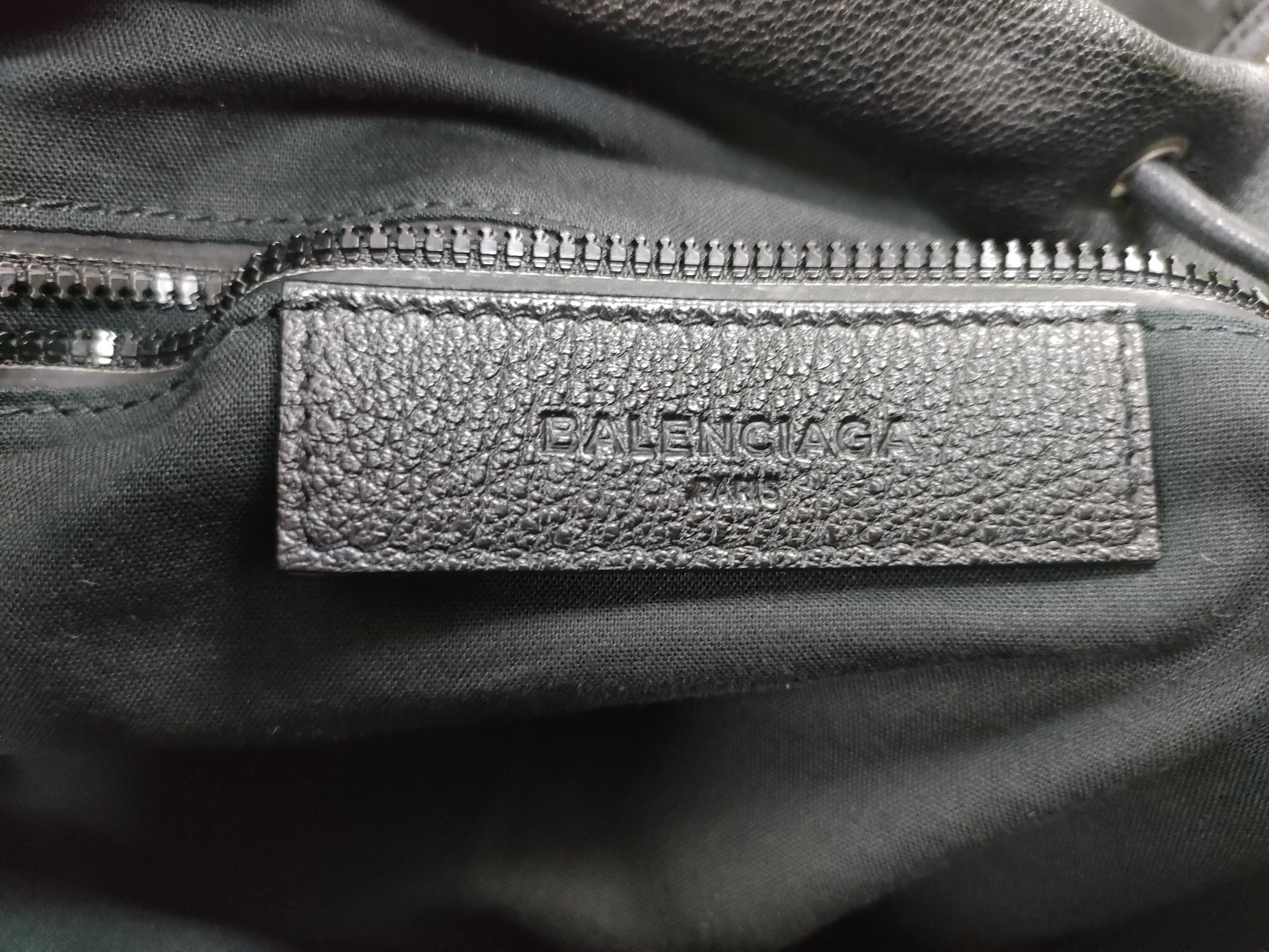2010-2025s BALENCIAGA Traveler Padded Backpack/FF21305/WS21305 Backpack — view 9