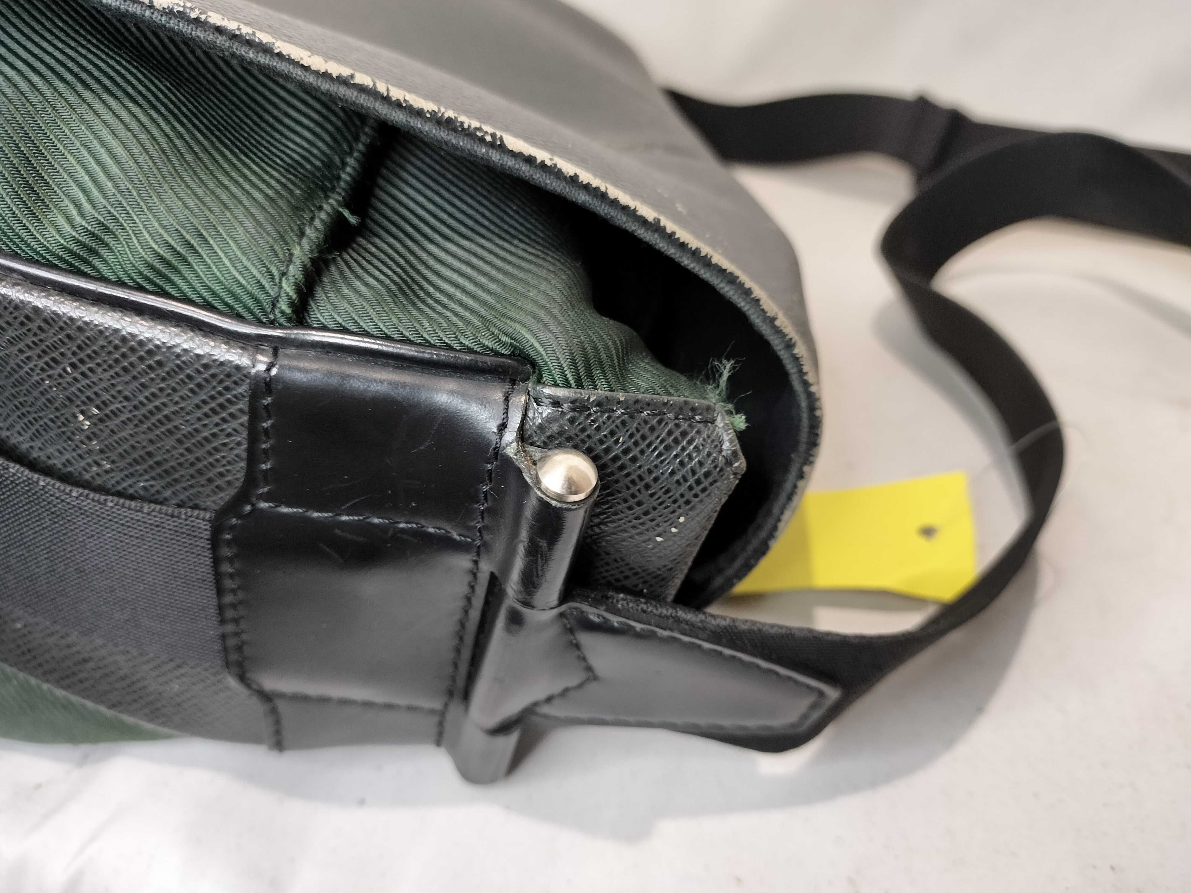 Taiga M30162 Delsu Shoulder Bag — view 6