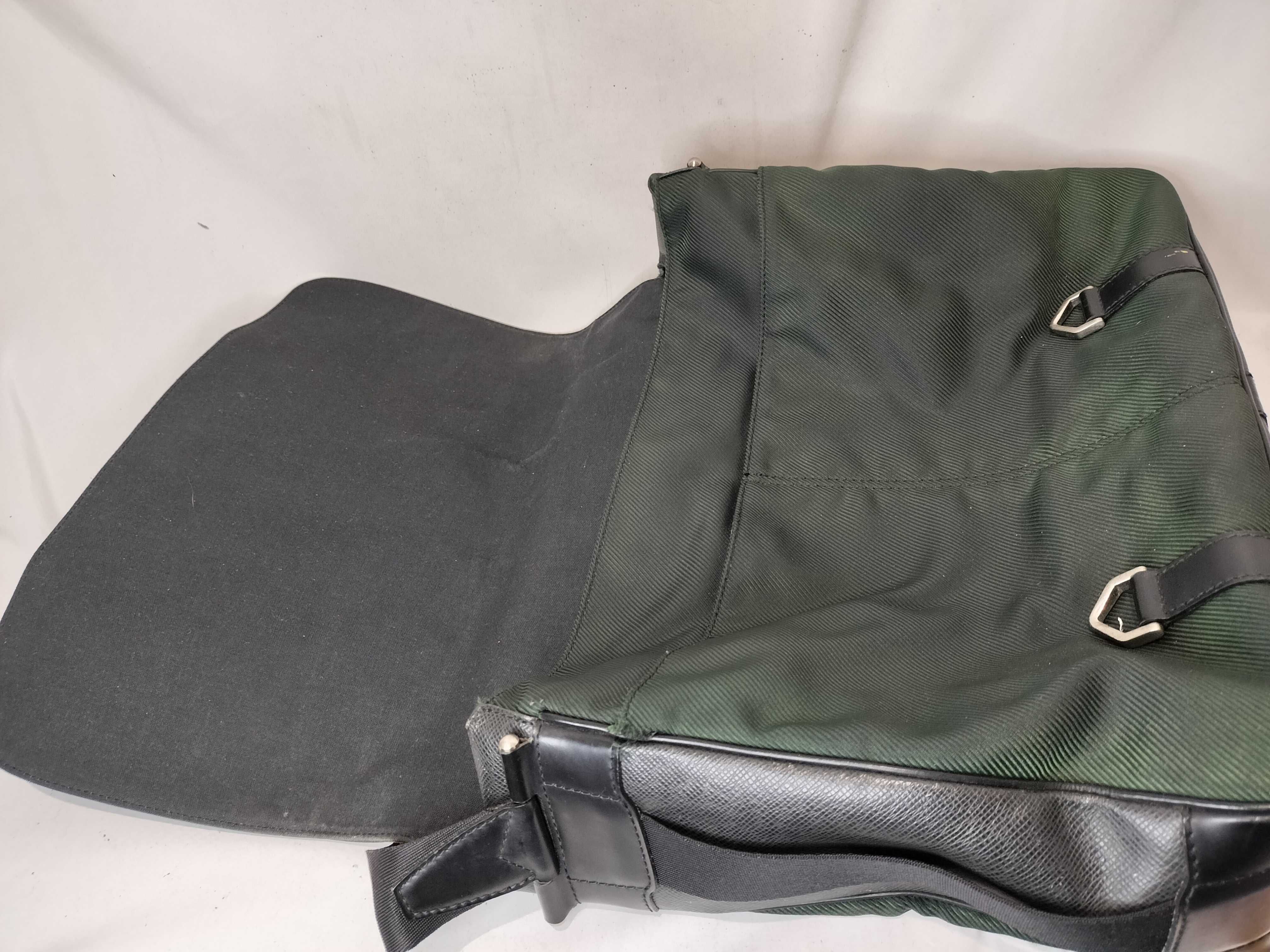 Taiga M30162 Delsu Shoulder Bag — view 9