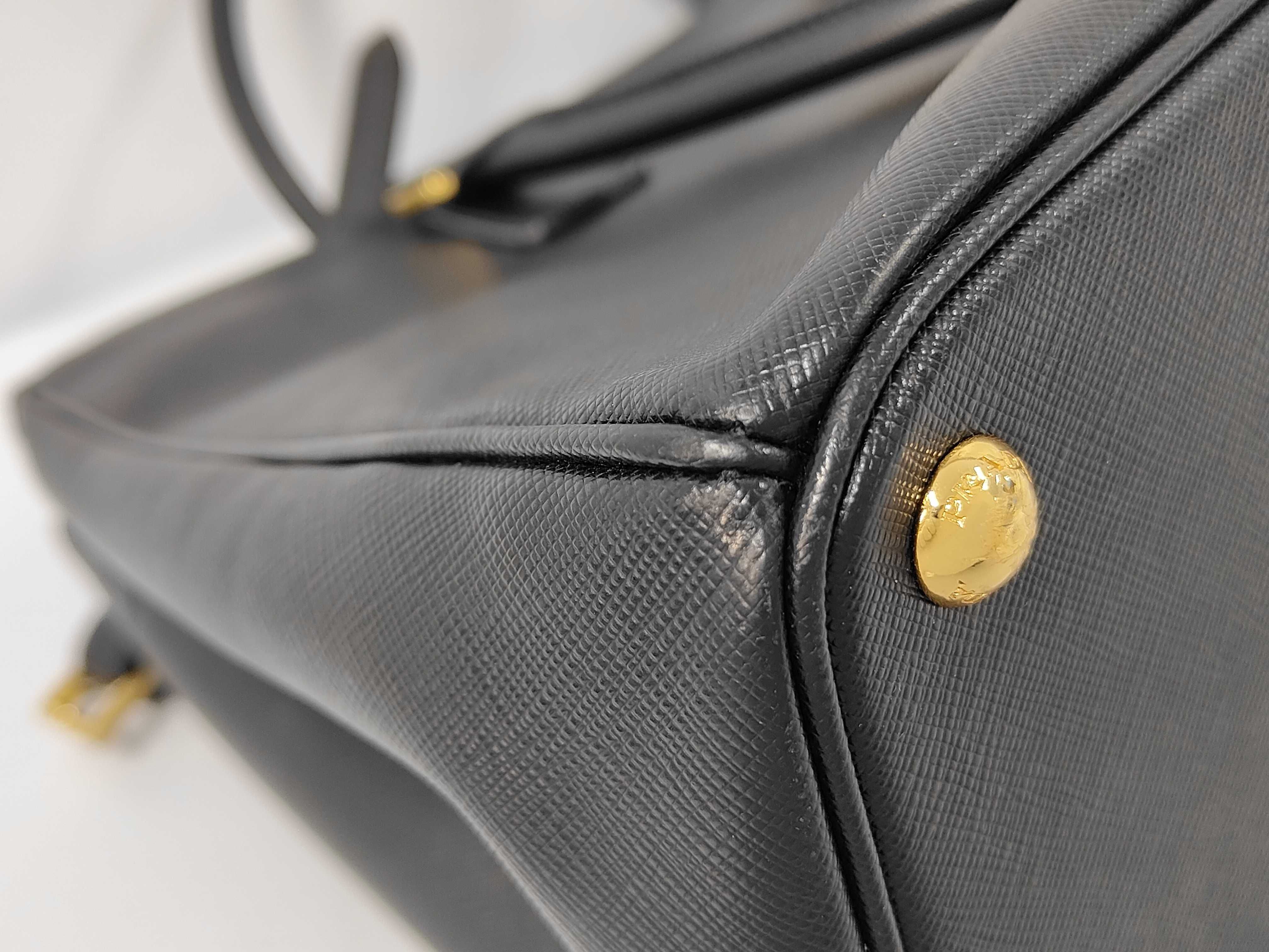 Saffiano Lux Double Zip Tote Bag, Black, BN1786?NZV?F0002 (Handbag) — view 4