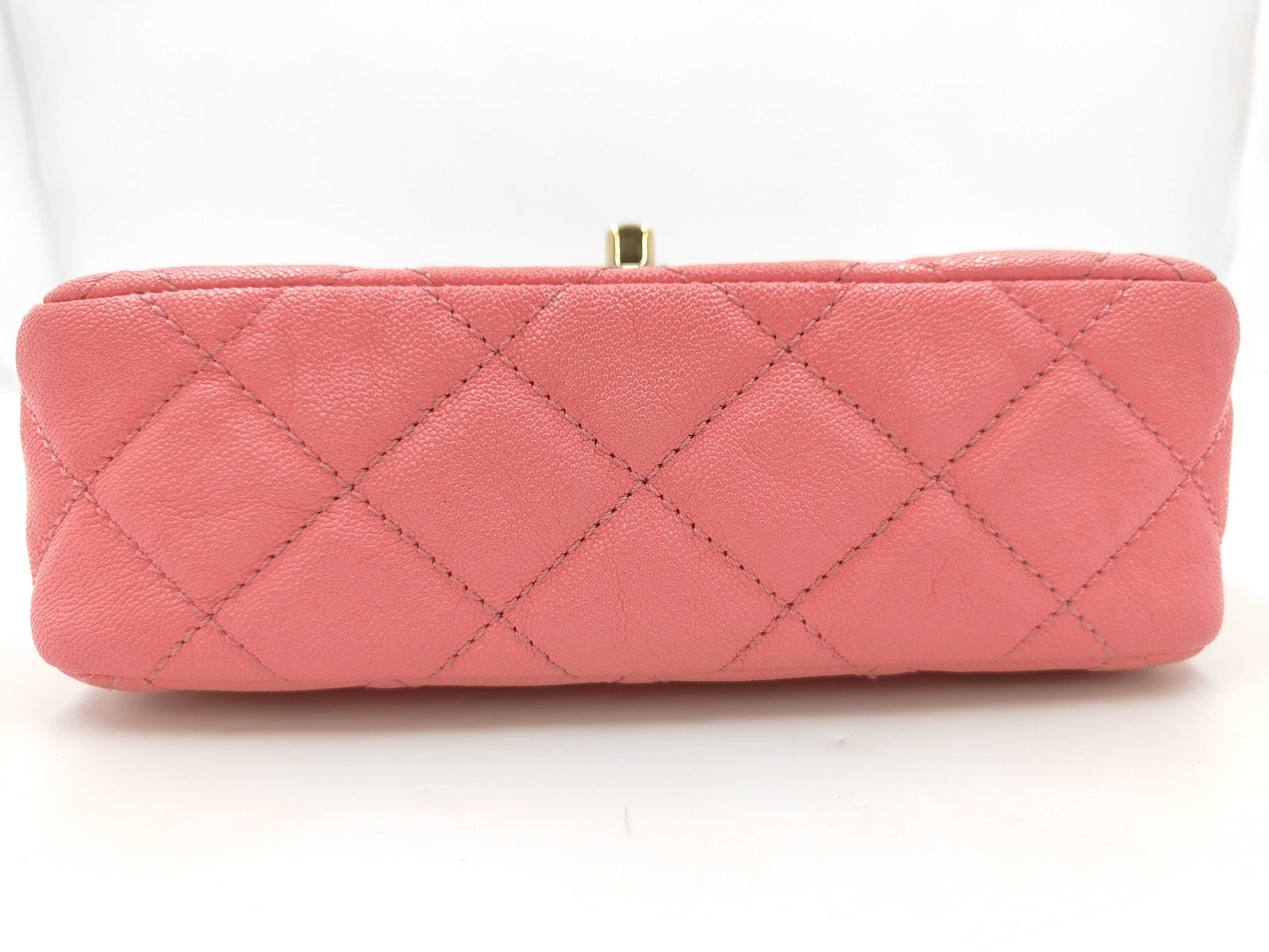 Matelassé 20 Caviar Skin Pink Shoulder Bag — view 7