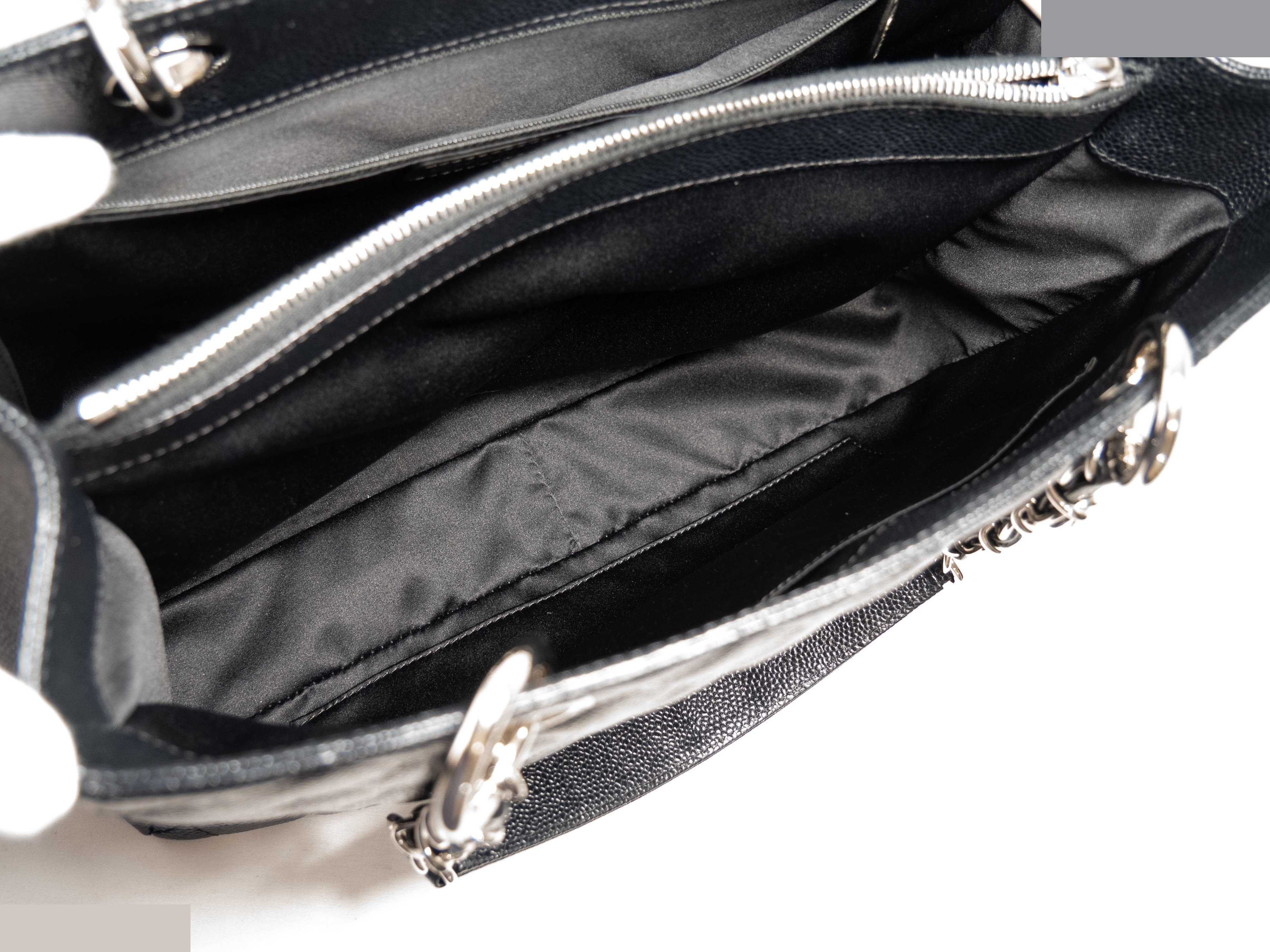 GST Seal Caviar Skin Chain Tote — view 10