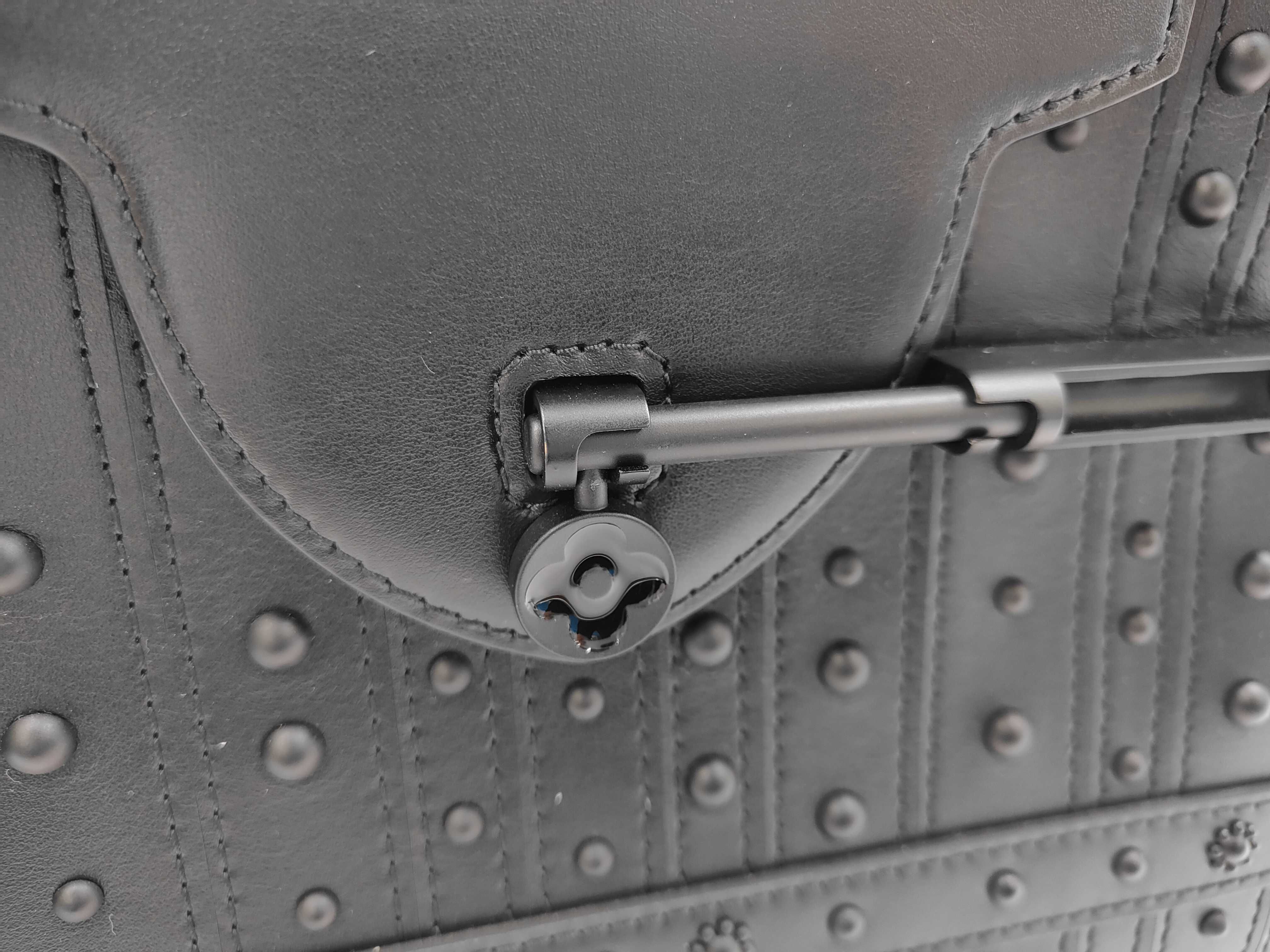 M21414 Peter Marino Collaboration Arty Capucines MM IC Handbag with Dust Bag and Strap — view 8