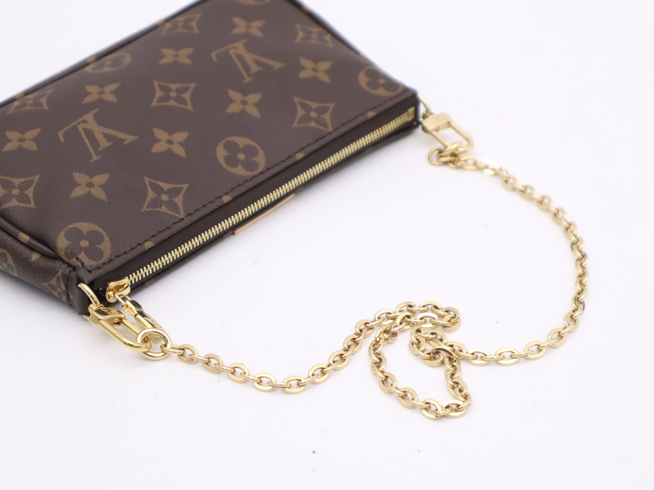 Multi Pochette Accessoires, Khaki, with Shoulder Strap, RFID — view 8