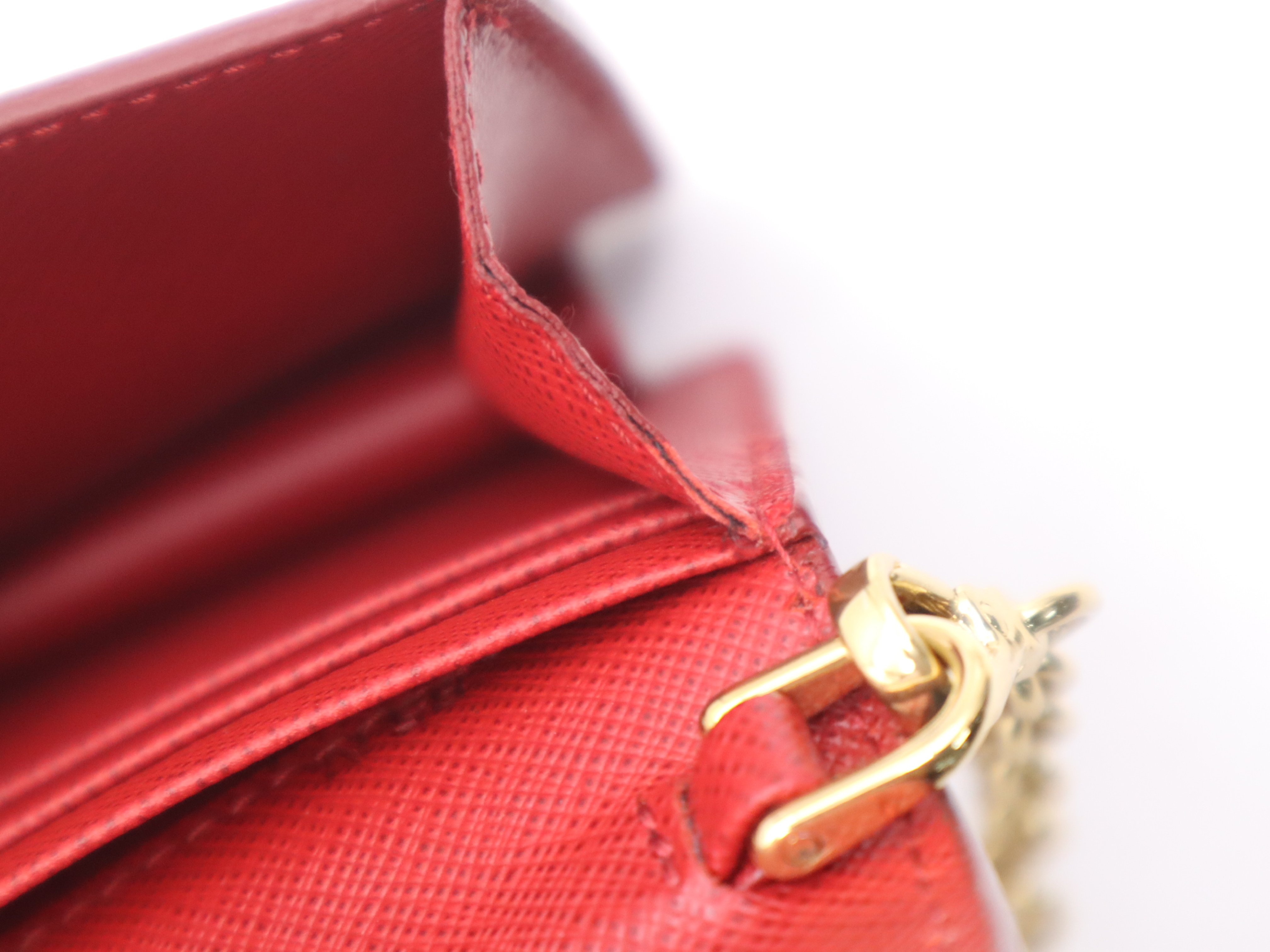 Saffiano Chain Wallet (Wallet with Chain) — view 13