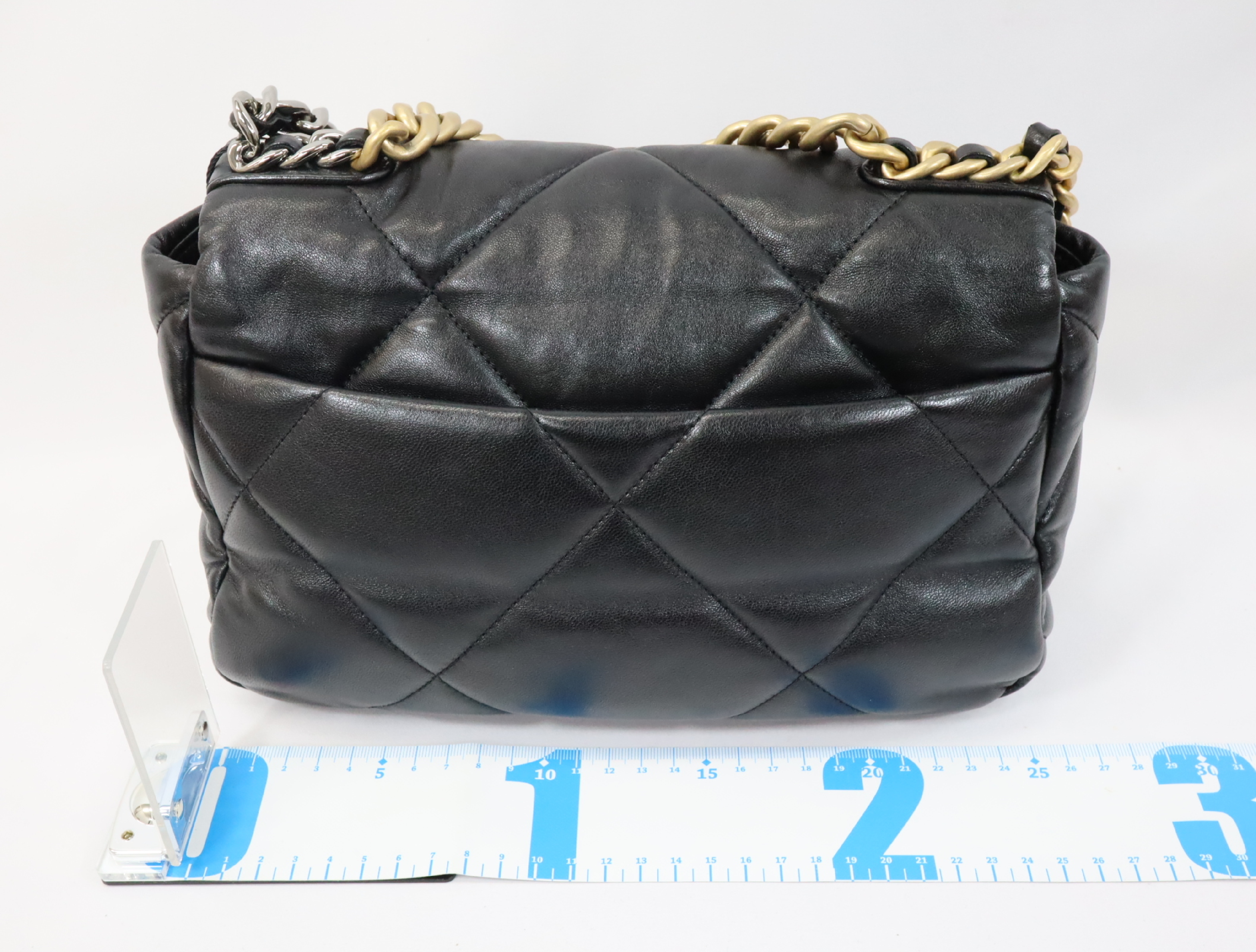 19 Lambskin Chain Shoulder Bag Black Gold x Silver Hardware Random Plate AS1160 Shoulder Bag — view 2