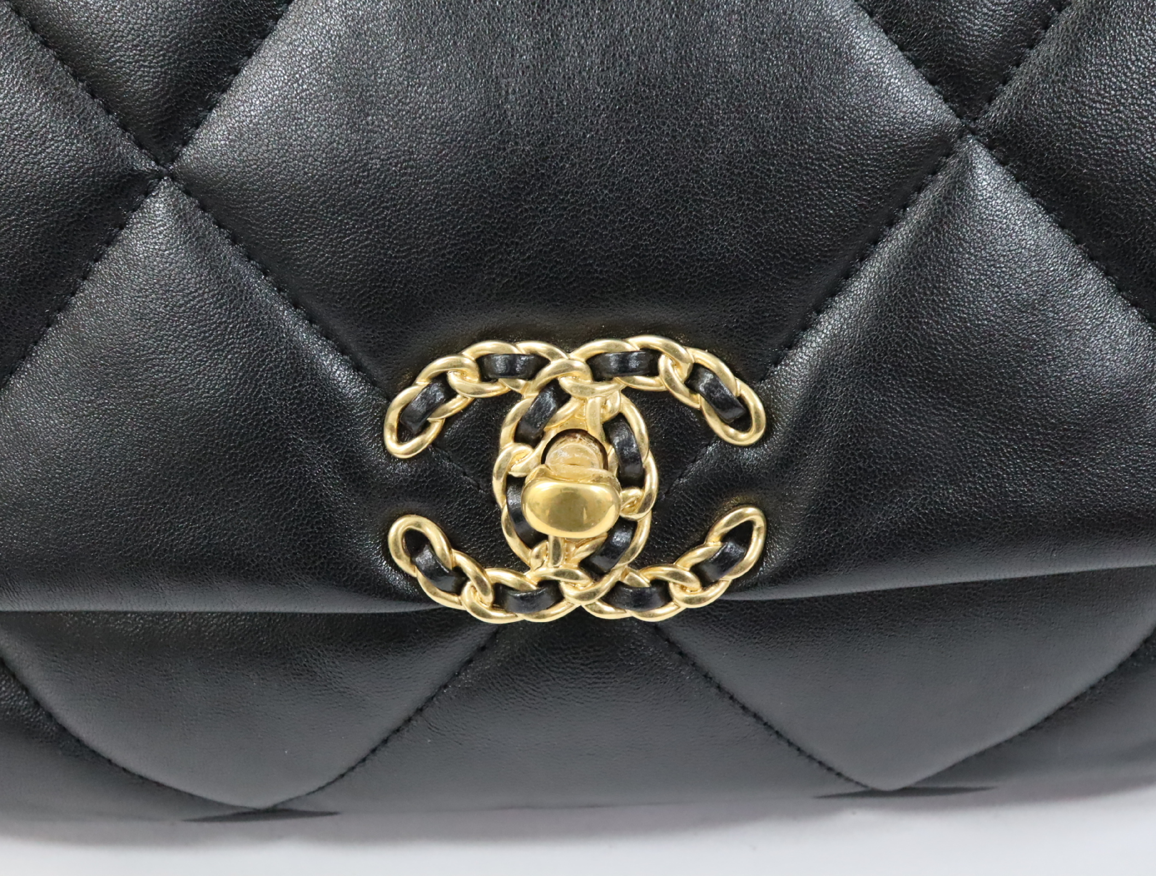 19 Lambskin Chain Shoulder Bag Black Gold x Silver Hardware Random Plate AS1160 Shoulder Bag — view 12