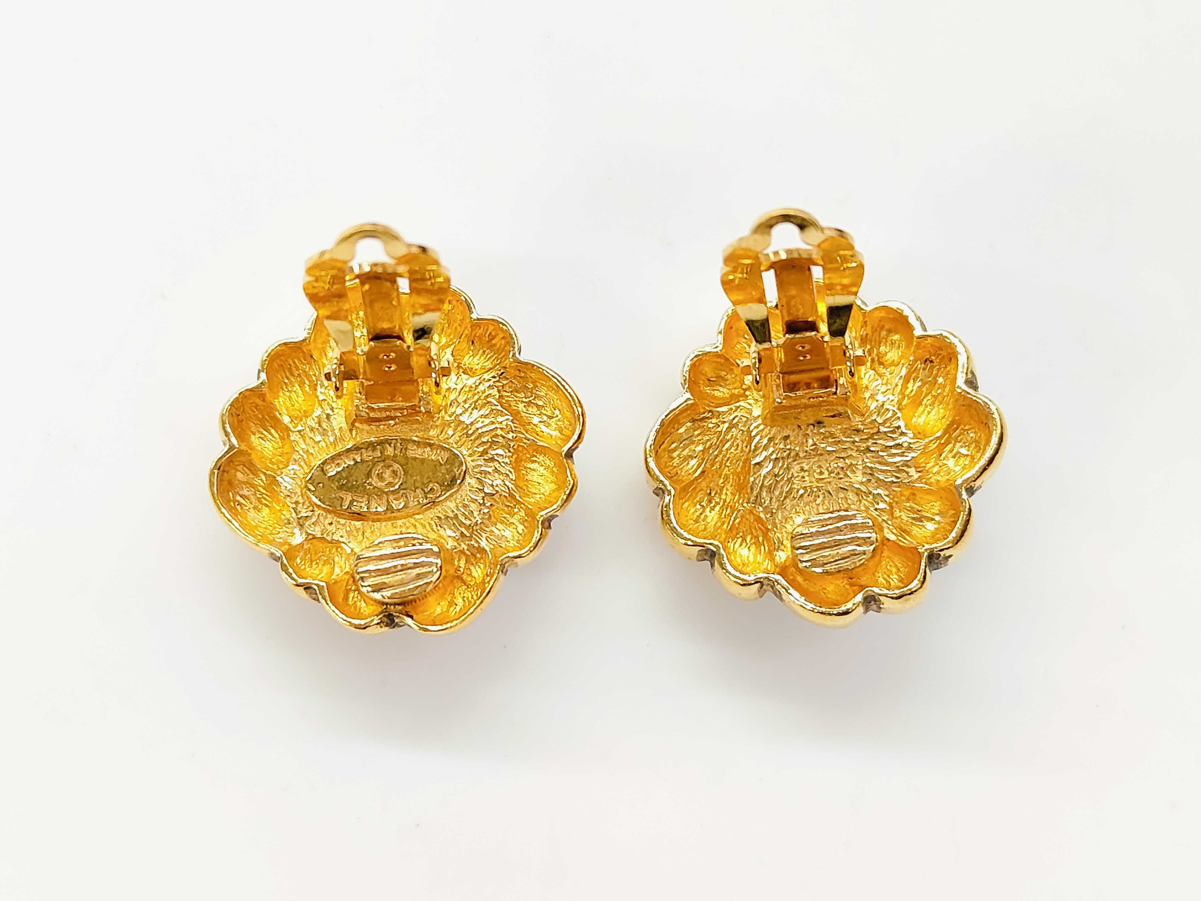 earrings — view 2
