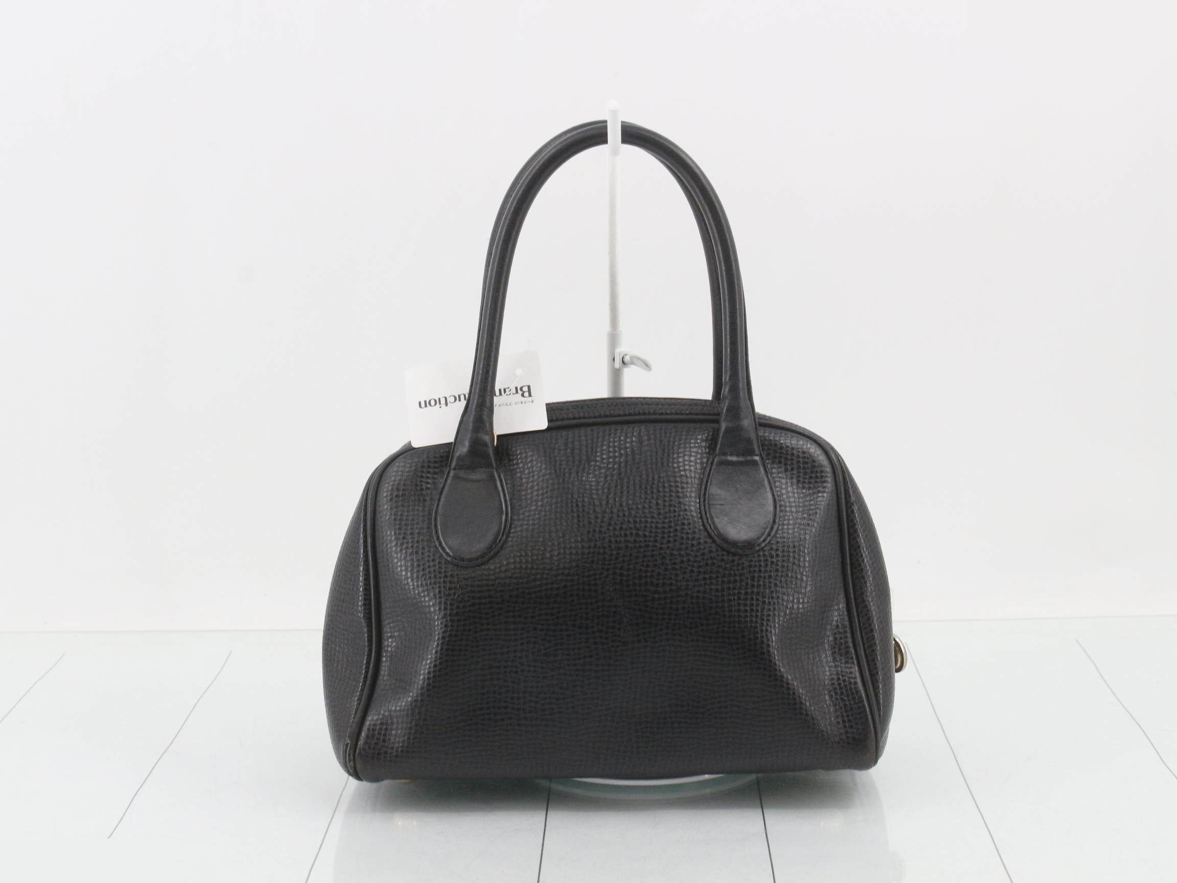 handbag — view 2