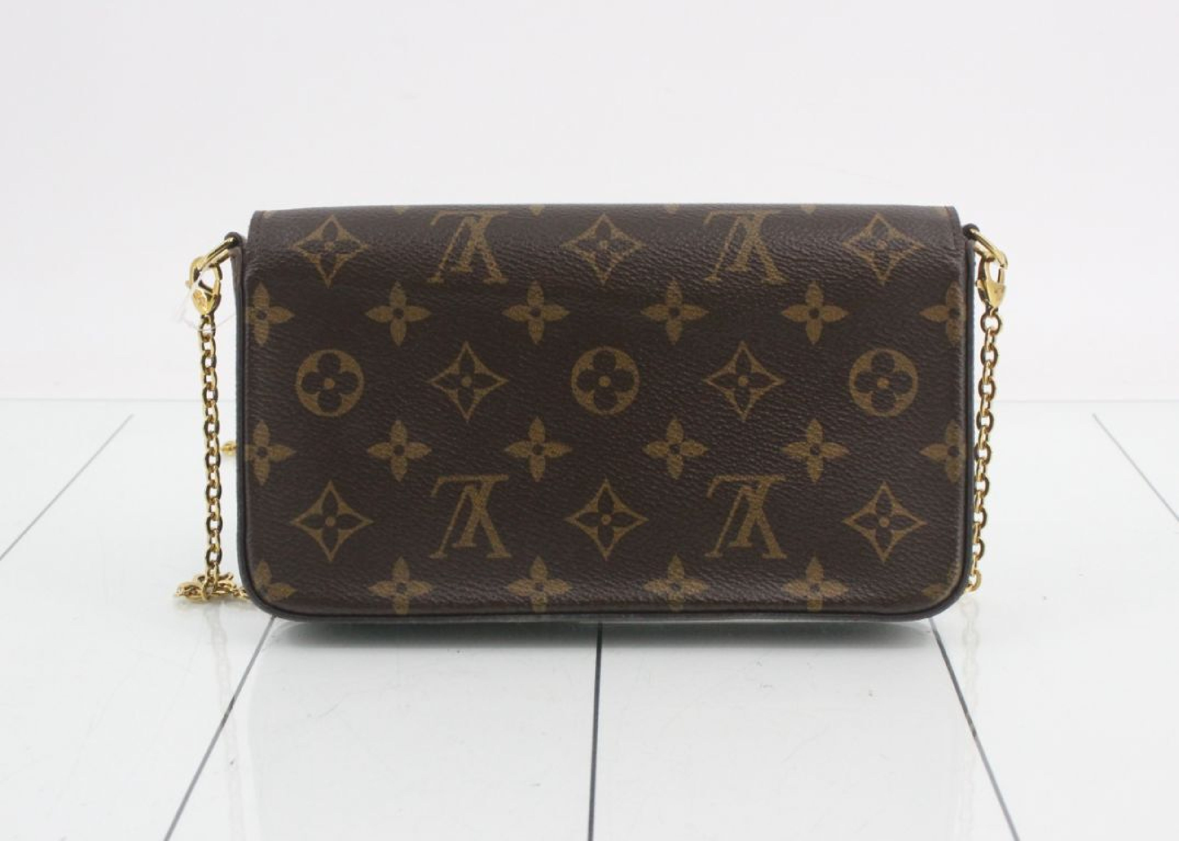 Pochette Felicie Fuchsia Shoulder Bag with Chain Strap and 2 Pouches — view 2