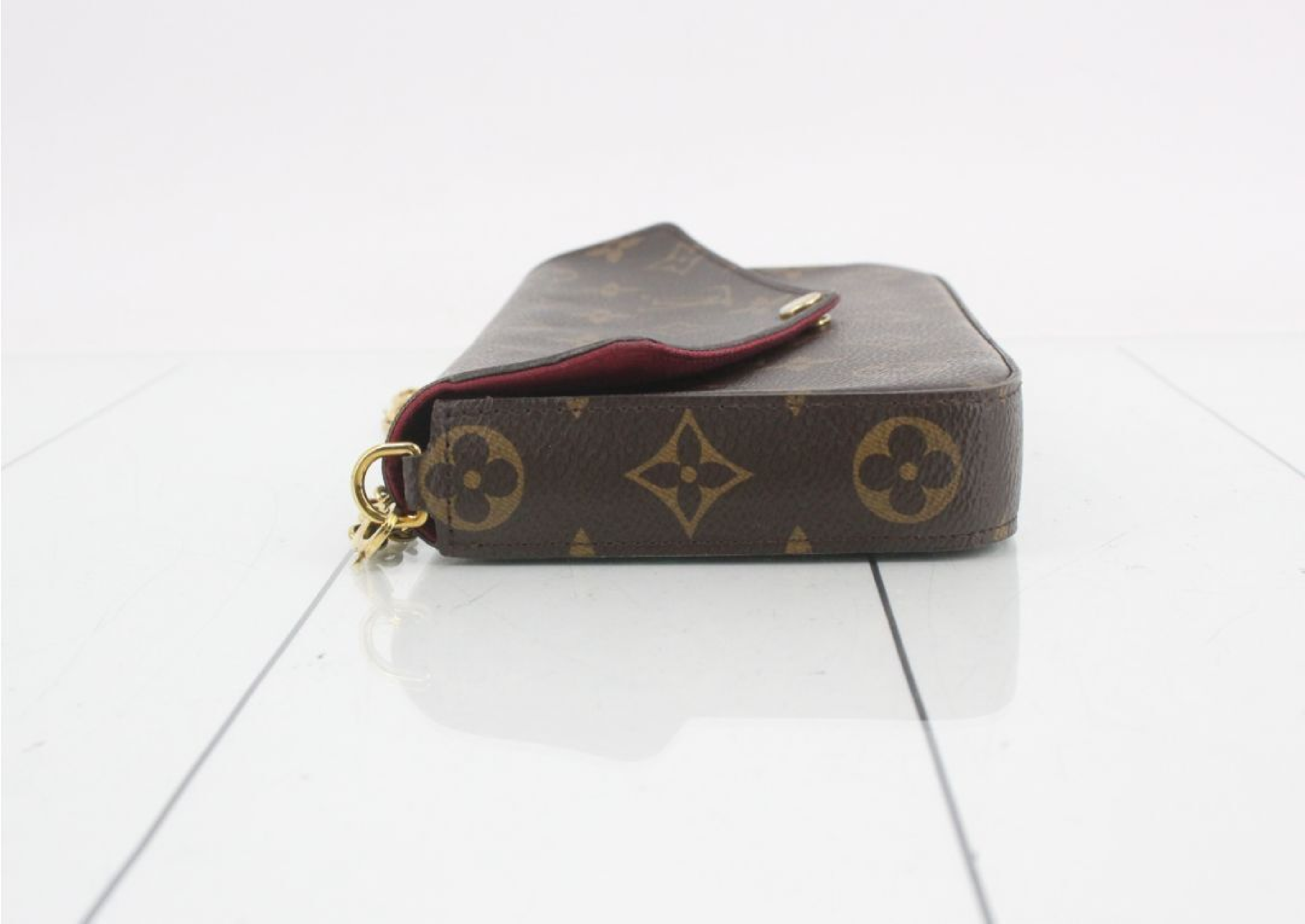 Pochette Felicie Fuchsia Shoulder Bag with Chain Strap and 2 Pouches — view 4