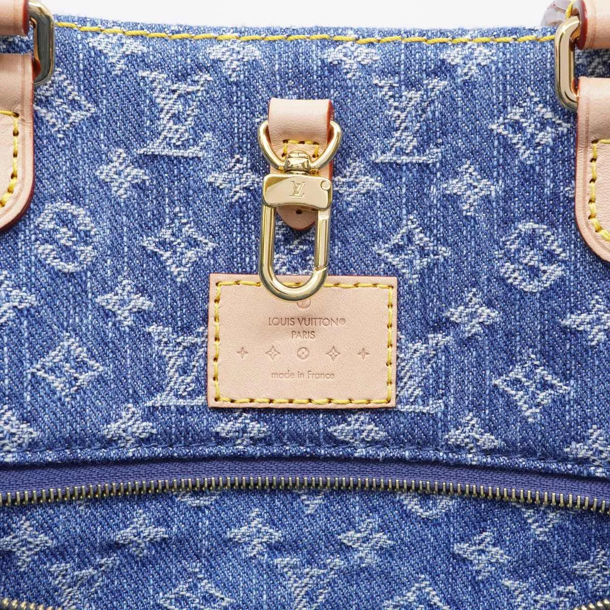 Monogram Denim OnTheGo MM M46871 RFID-enabled blue tote bag with bag charm. — view 11
