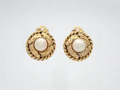 Pearl earrings, gold, for both ears