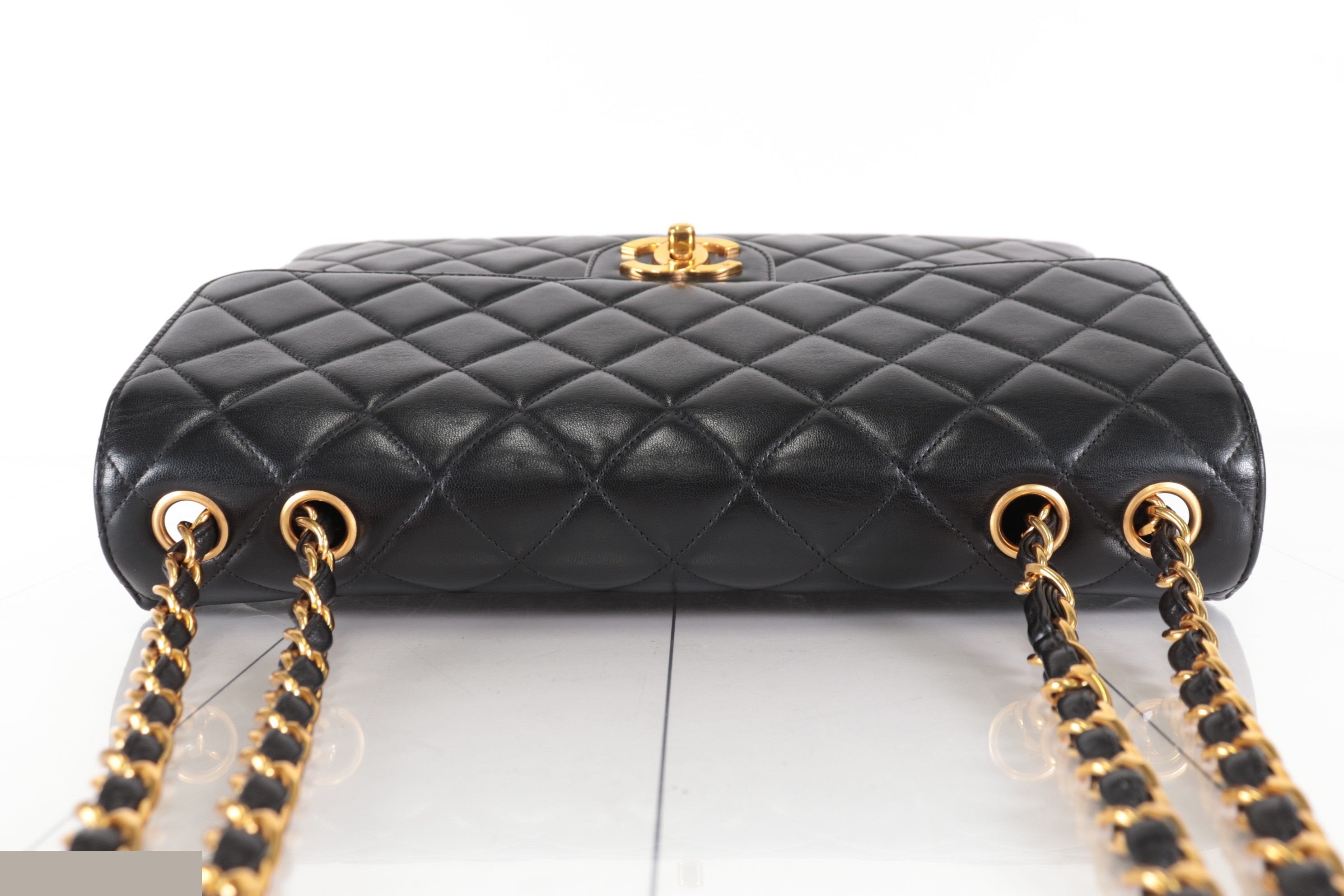 Turnlock Ram Chain Shoulder Bag W30, Item No. 3 — view 6