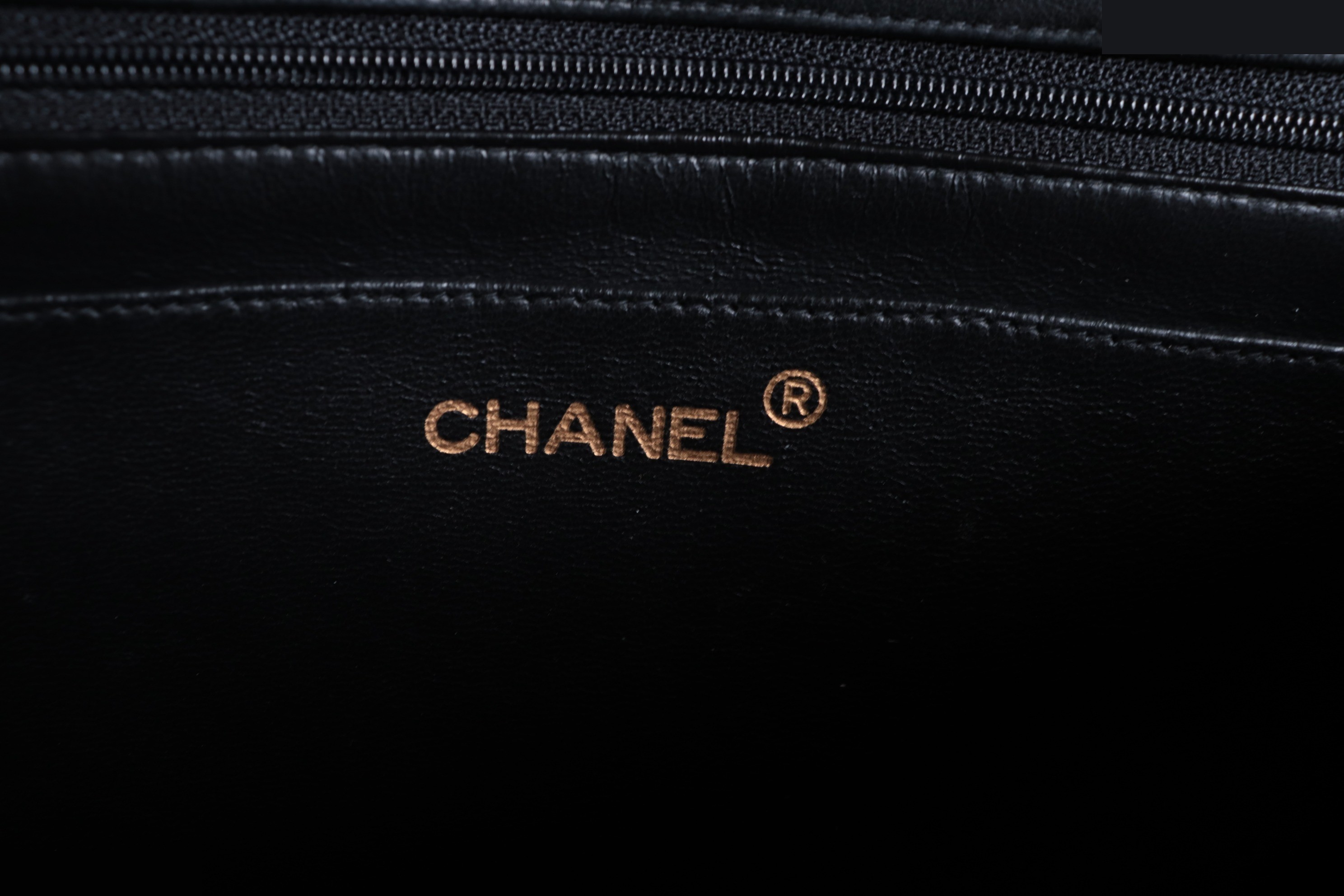 Turnlock Ram Chain Shoulder Bag W30, Item No. 3 — view 8