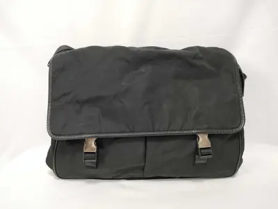 nylon shoulder bag