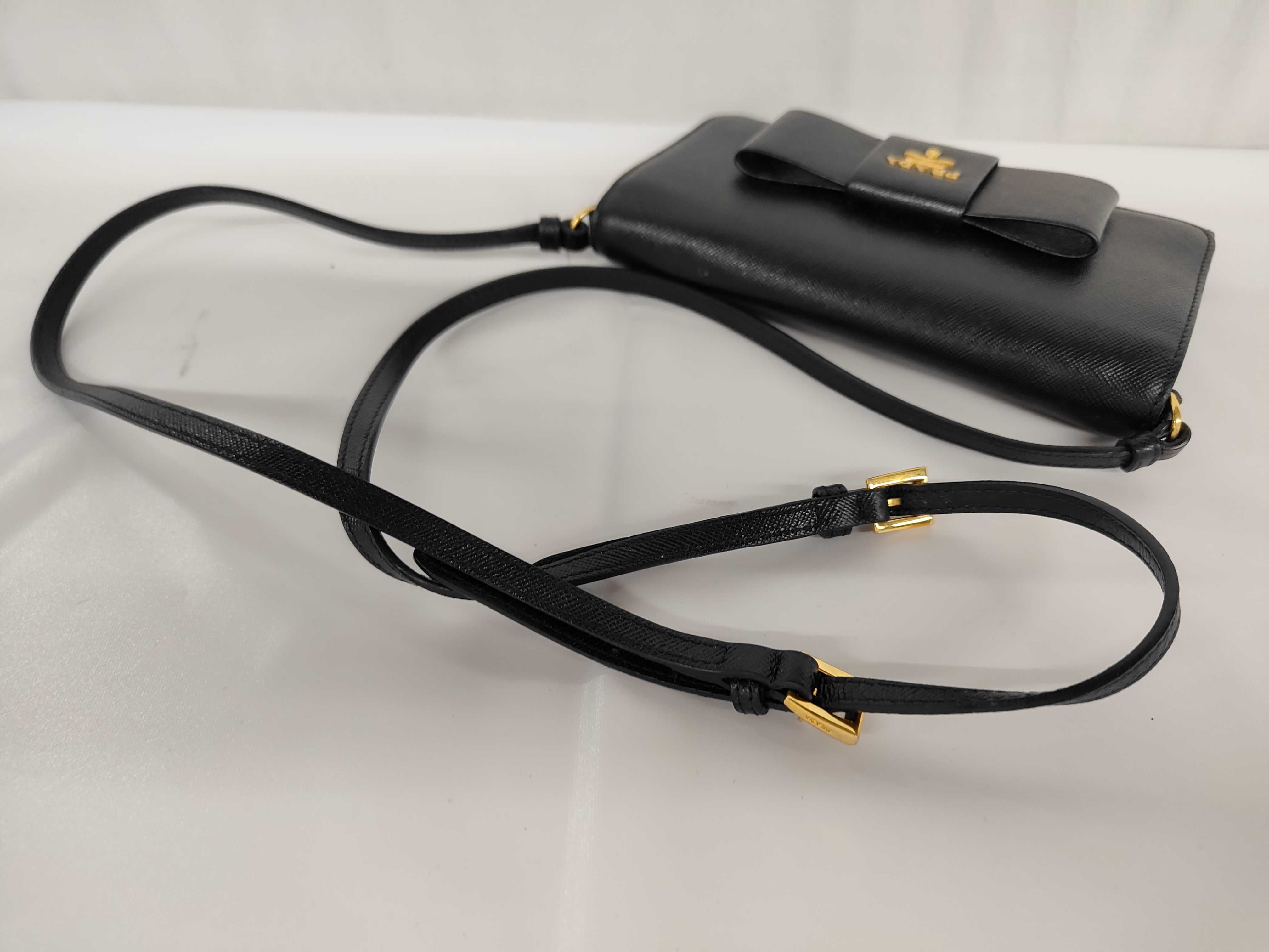 Saffiano Ribbon Chain Wallet Black Shoulder Bag — view 3