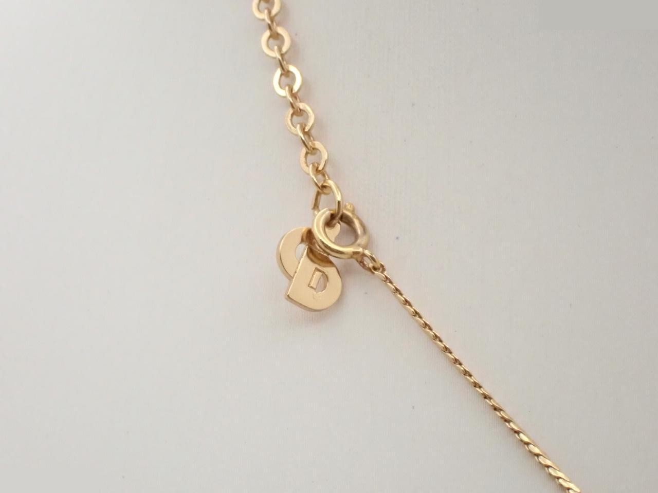 Gold necklace, chain approximately 42cm — view 2