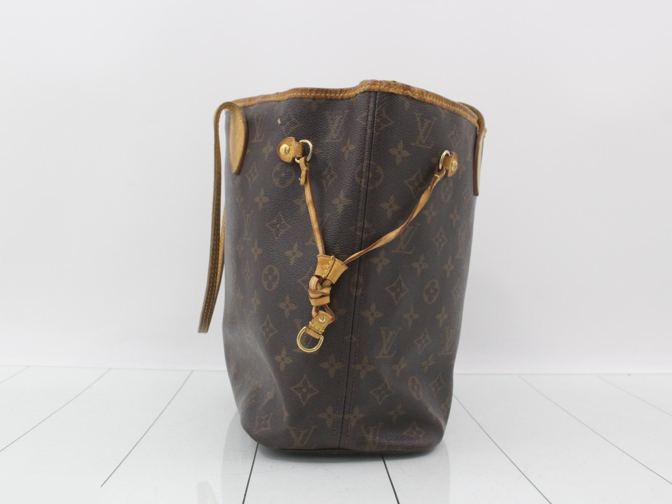 Monogram Neverfull MM Tote Bag — view 4
