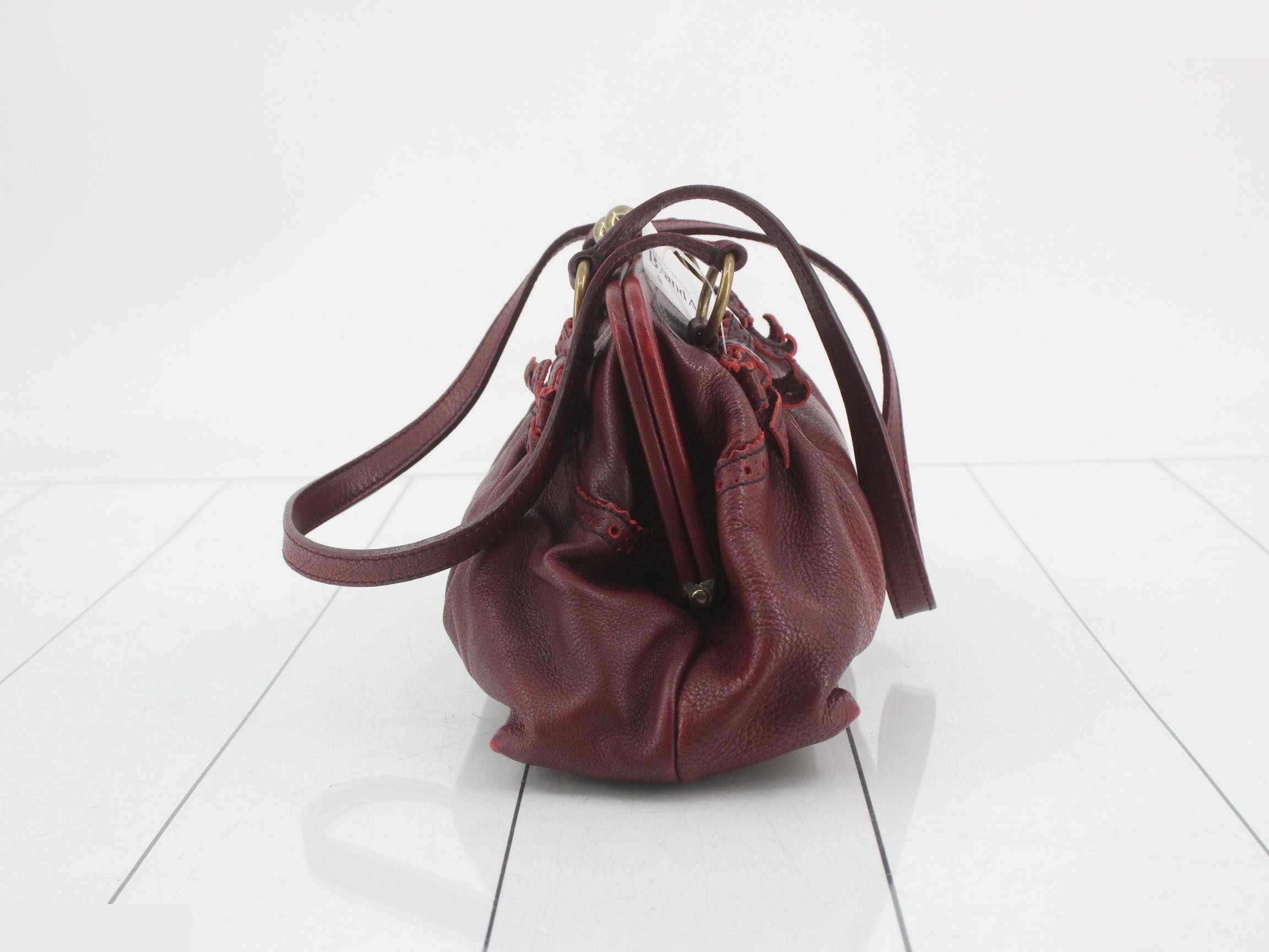 Clasp-closure leather handbag — view 3