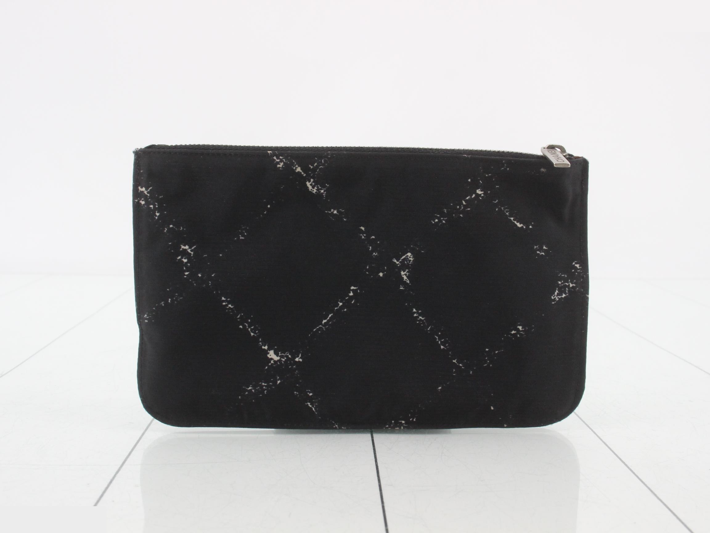New Travel Line (Bags) and Pouches — view 2