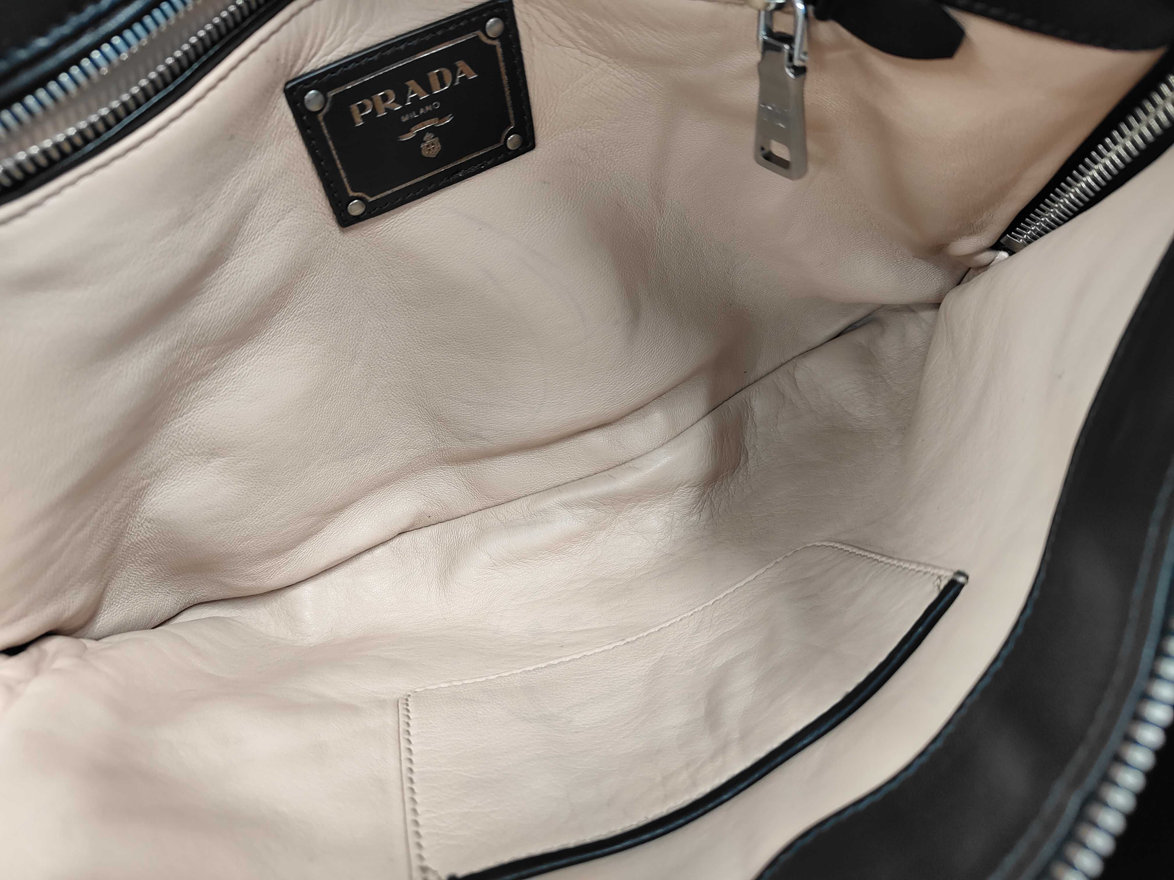 Leather Stitch 2-Way Handbag Black — view 8