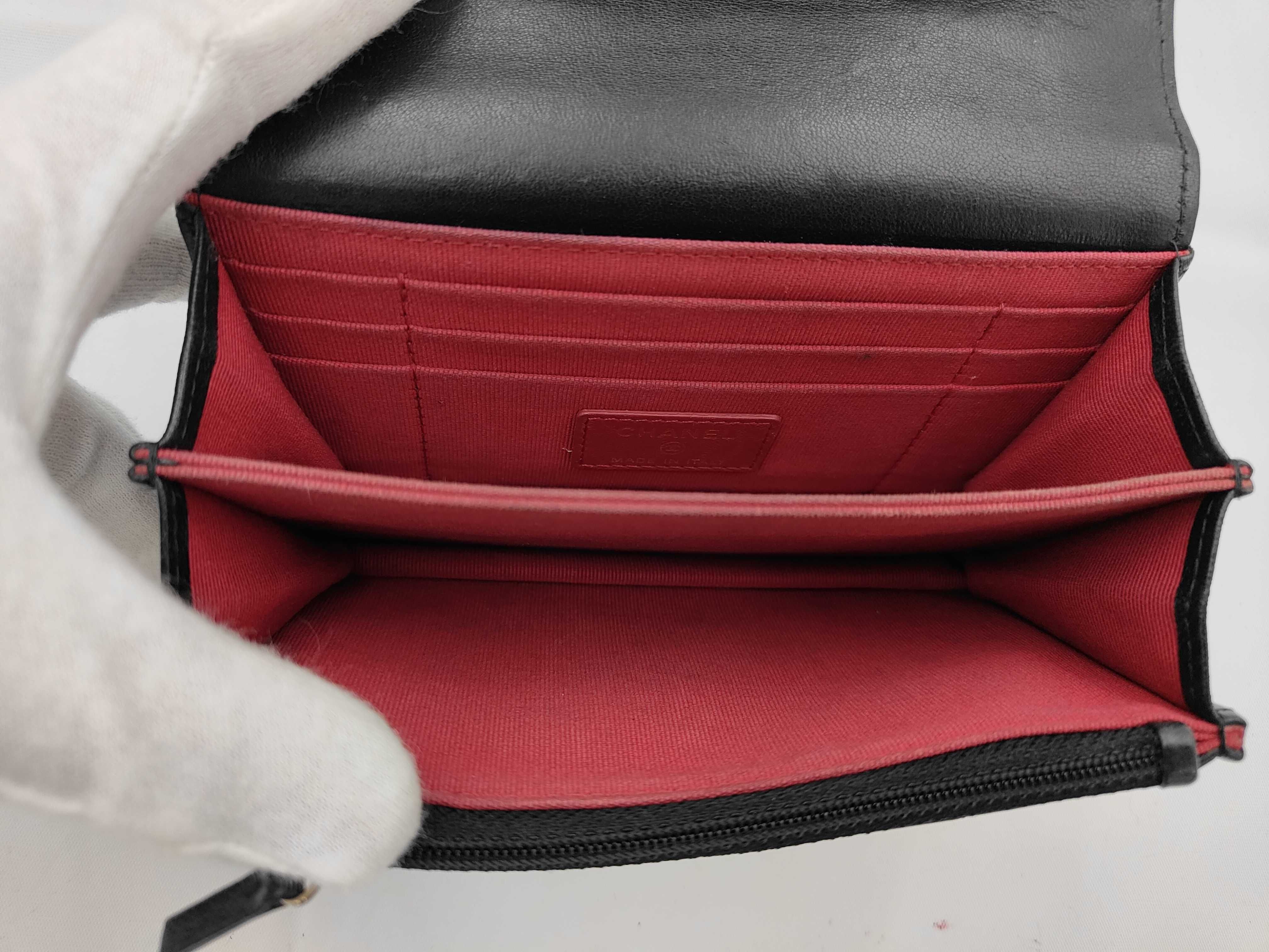 Matelassé Chain Shoulder Bag — view 8
