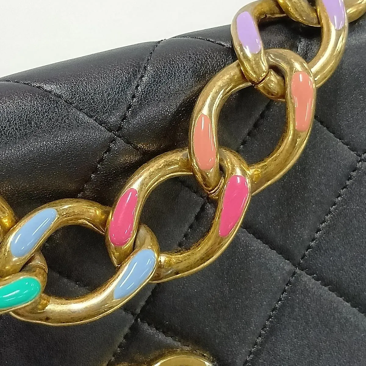 Matelassé Lambskin Chain Shoulder Bag, Black with Gold Hardware, ATHH1T9L, Random Plate — view 11
