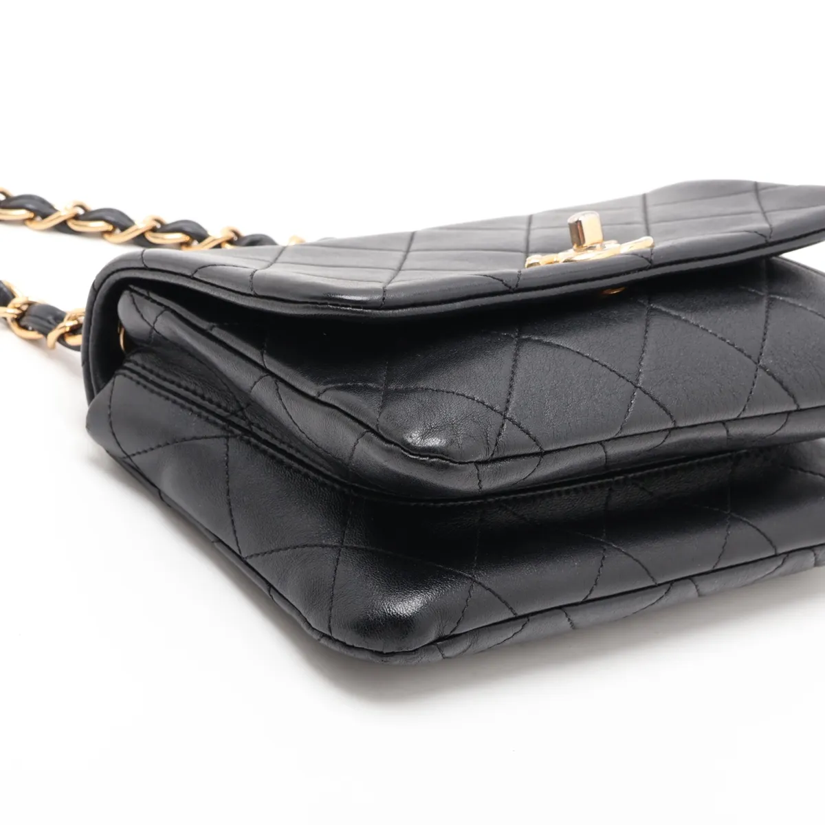Matelassé Lambskin Chain Shoulder Bag, Black with Gold Hardware, ATHH1T9L, Random Plate — view 4