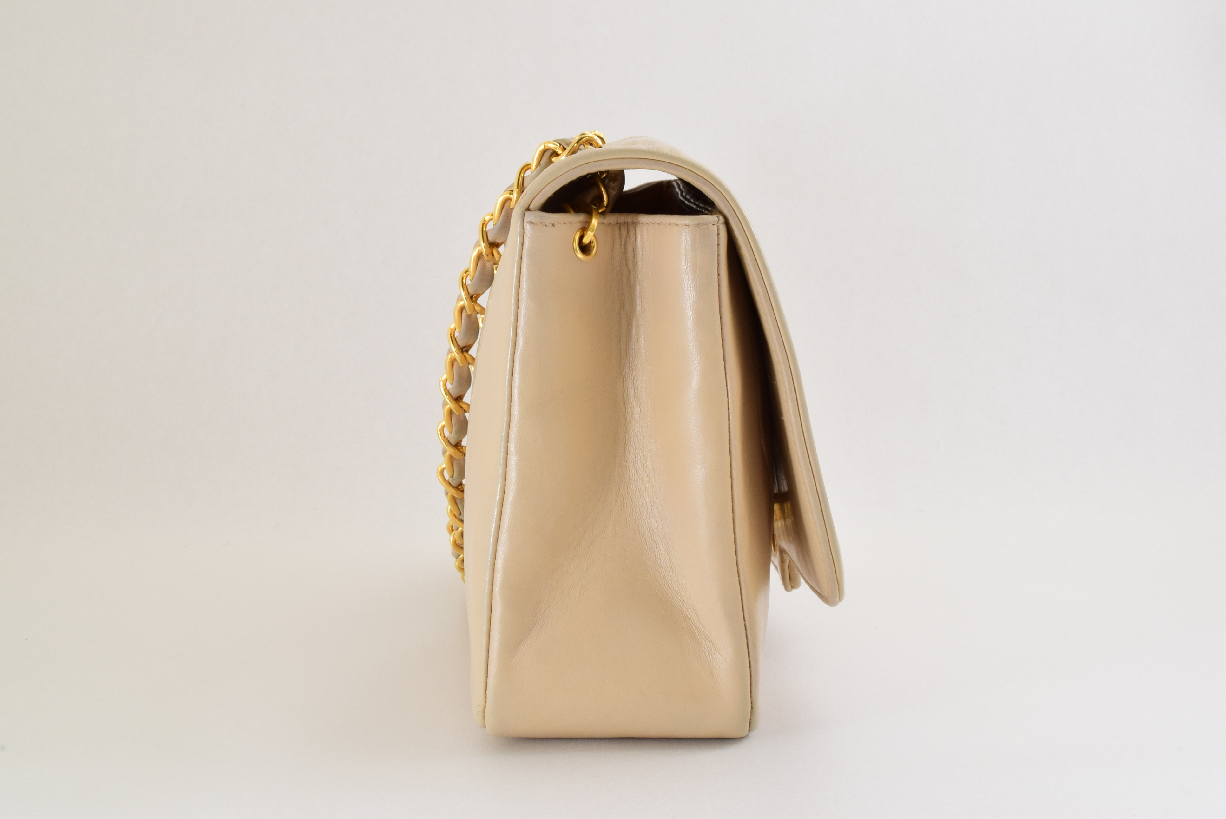 Matelassé Chain Shoulder Bag with Turnlock Closure, Includes Seal and Card. — view 5