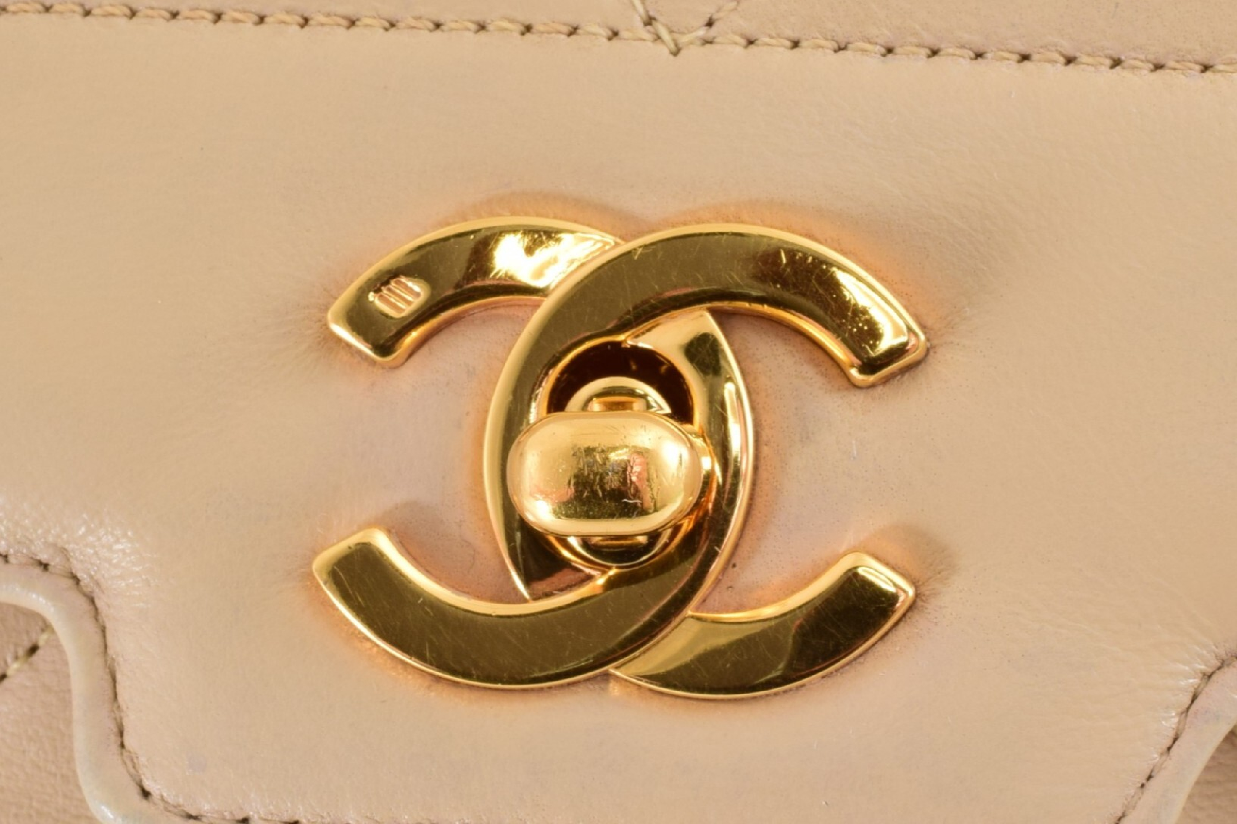 Matelassé Chain Shoulder Bag with Turnlock Closure, Includes Seal and Card. — view 7