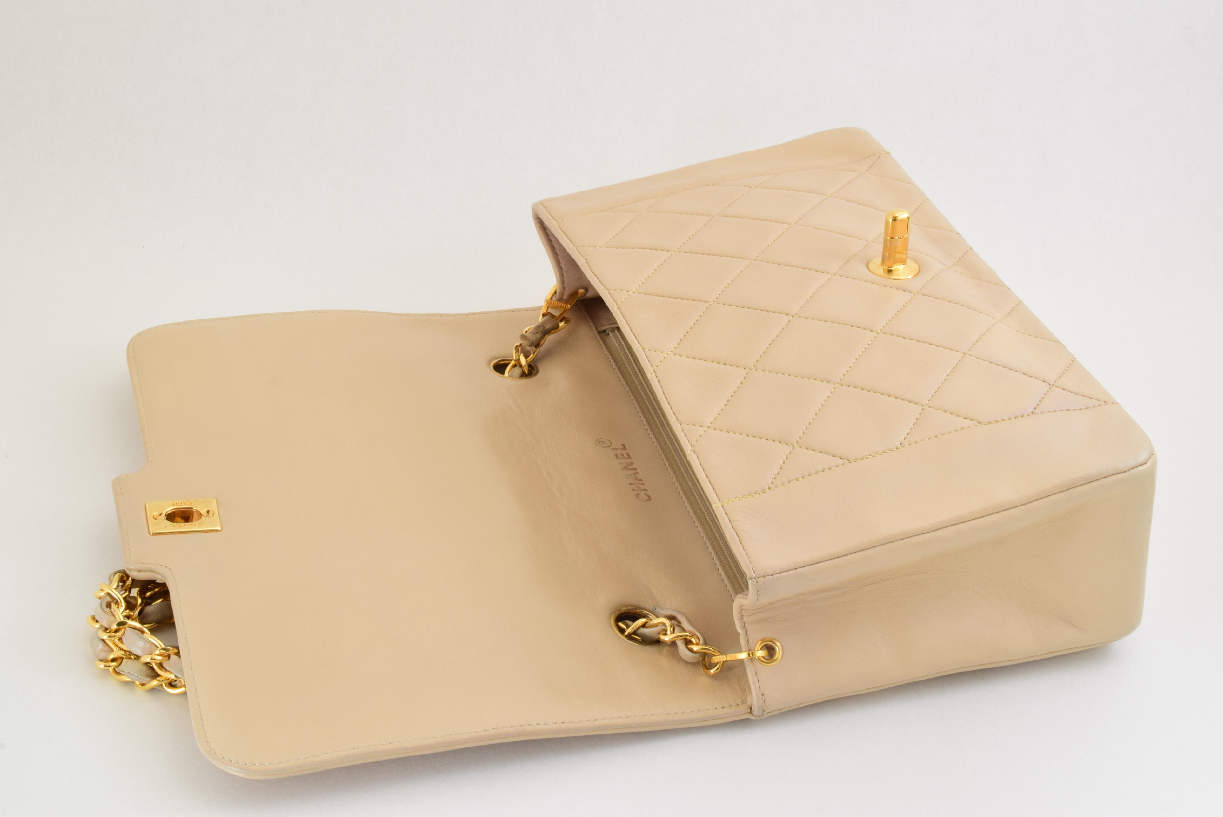 Matelassé Chain Shoulder Bag with Turnlock Closure, Includes Seal and Card. — view 9