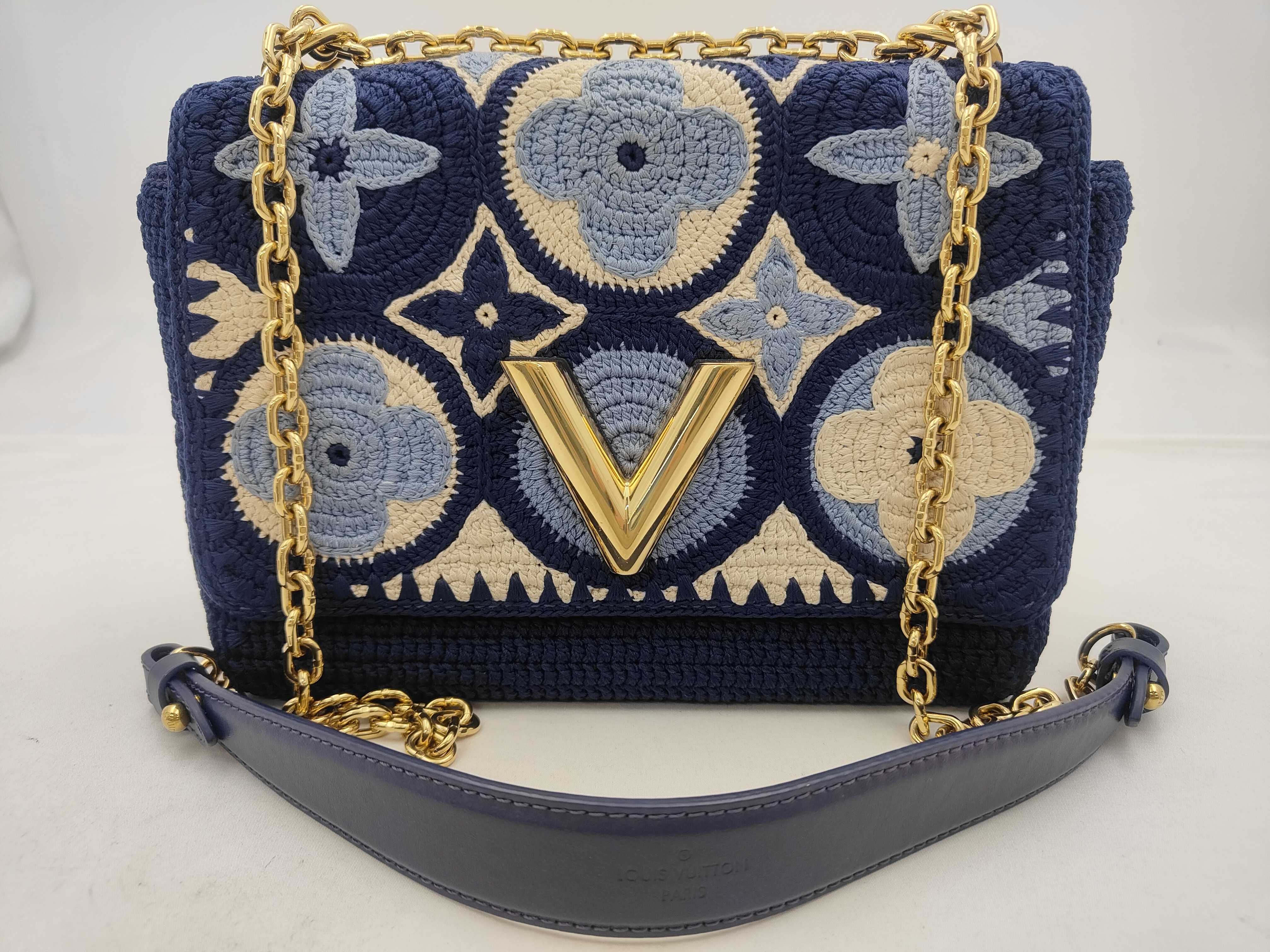 Twist MM M22794 Bag