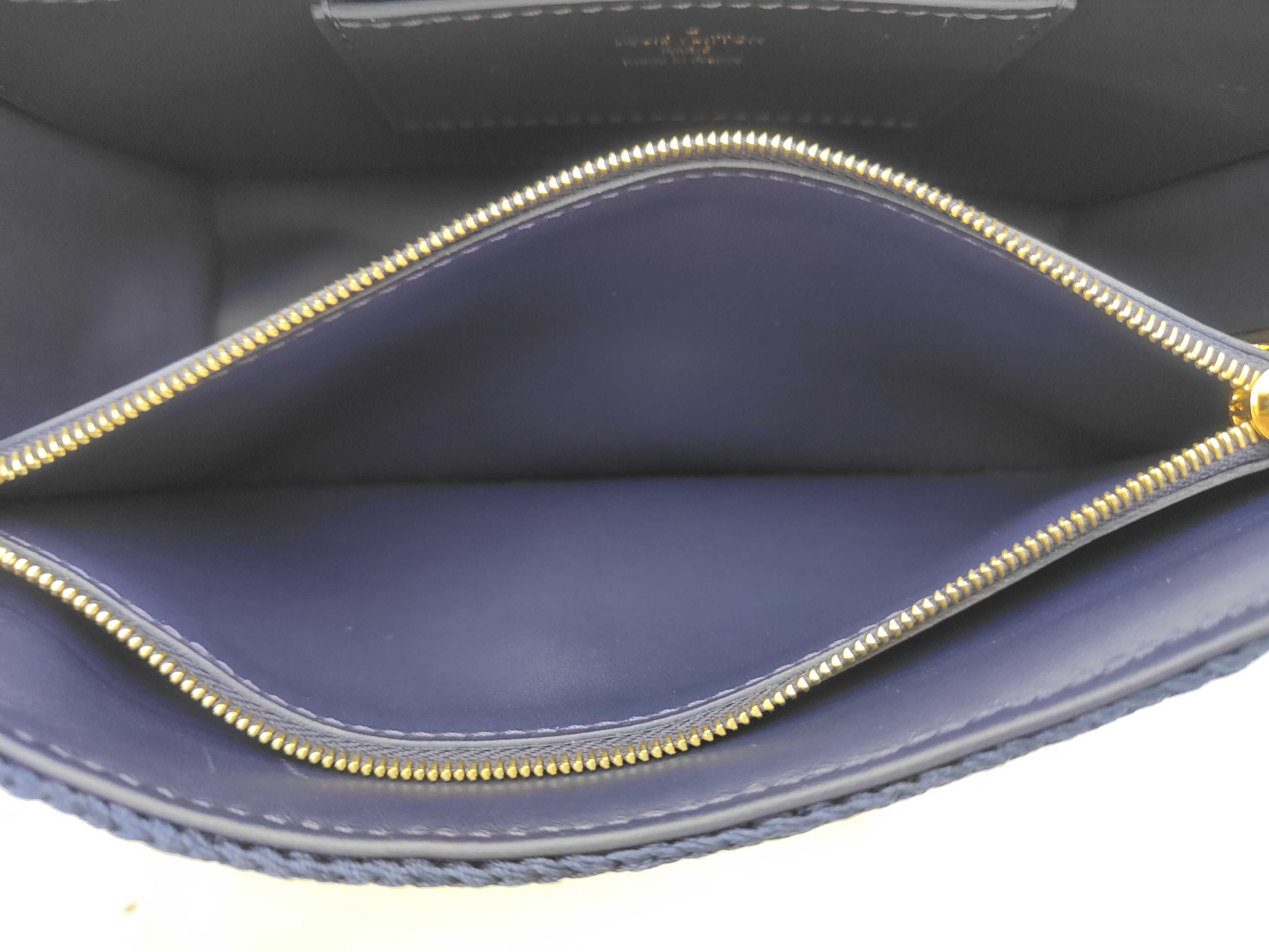 Twist MM M22794 Bag — view 9