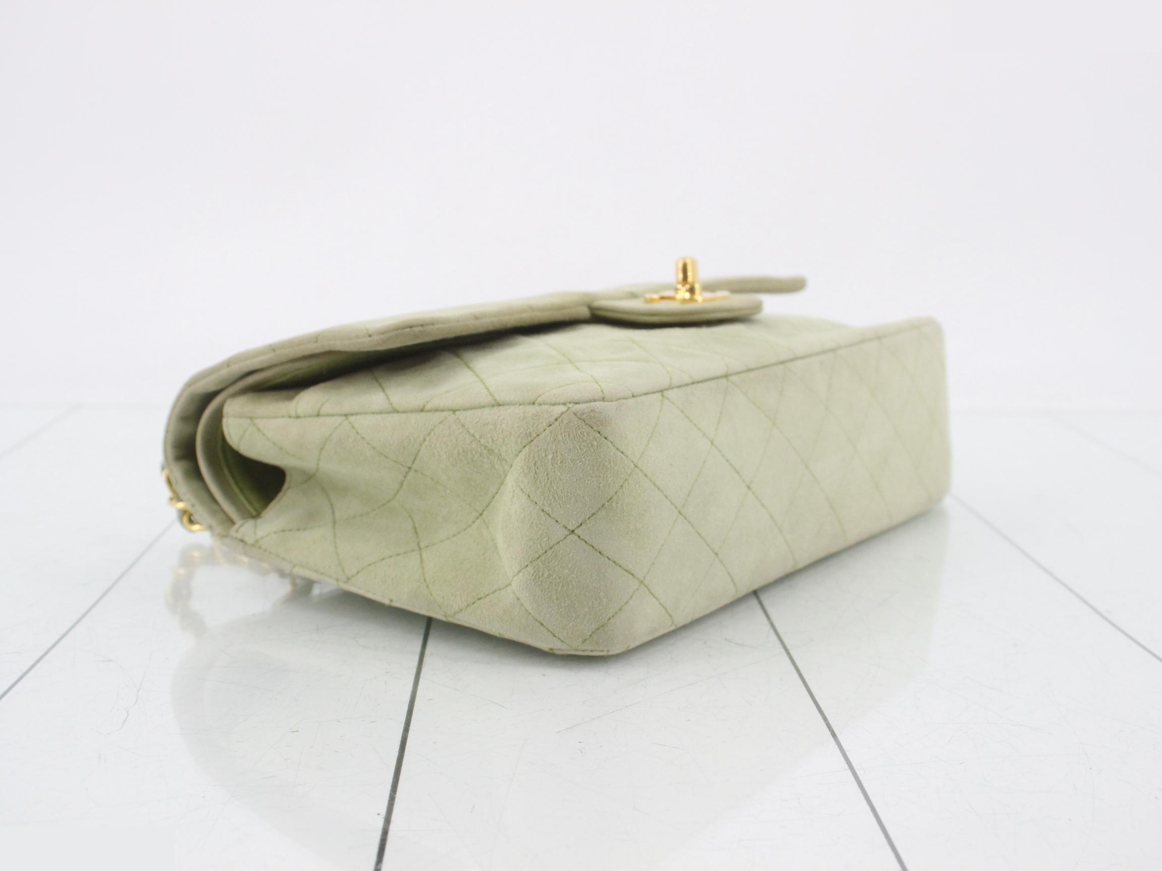 Matelassé suede double flap green chain shoulder bag, model number 2. — view 5