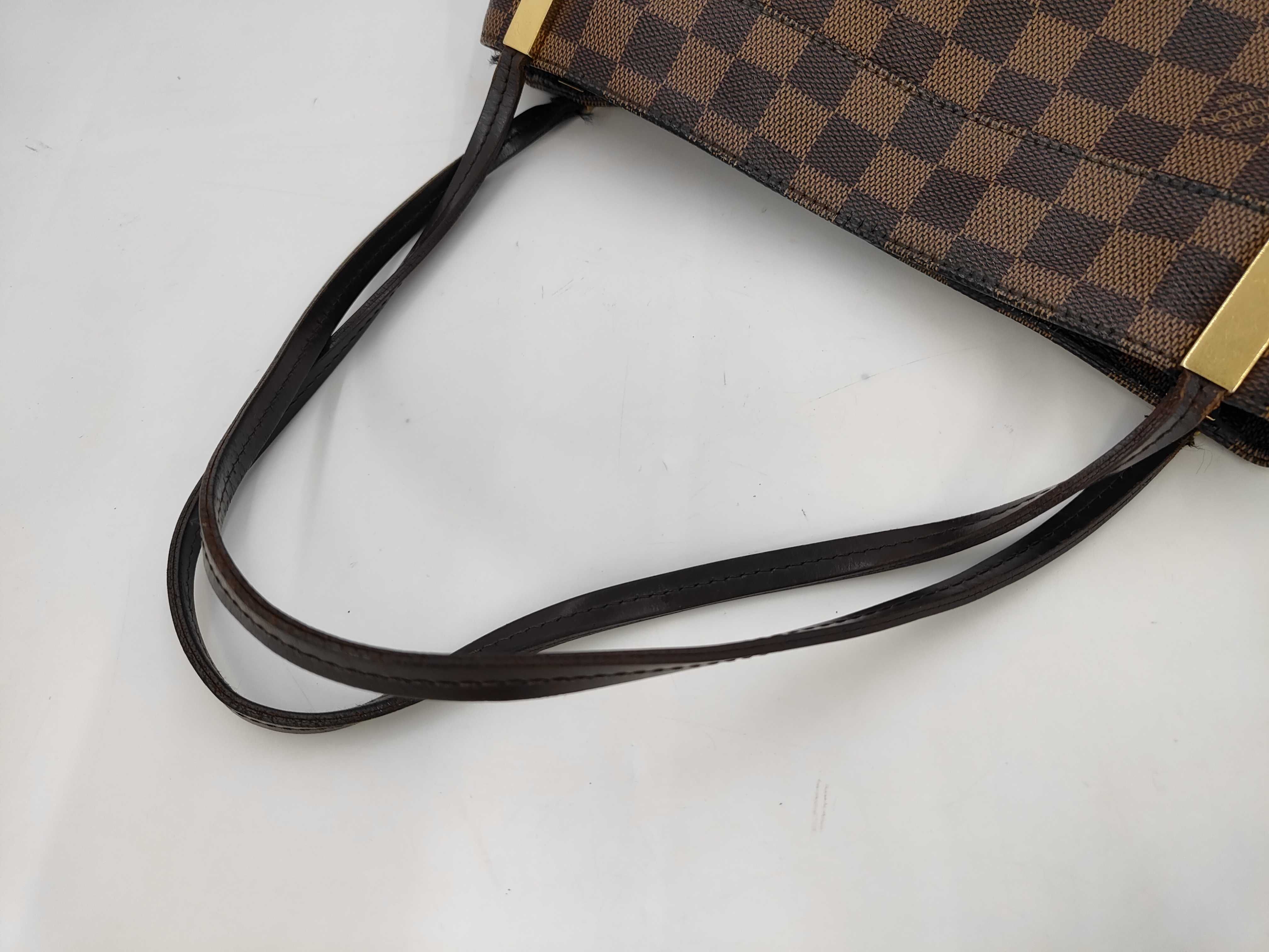 Damier Louis Vuitton Damier Shoulder Bag — view 5