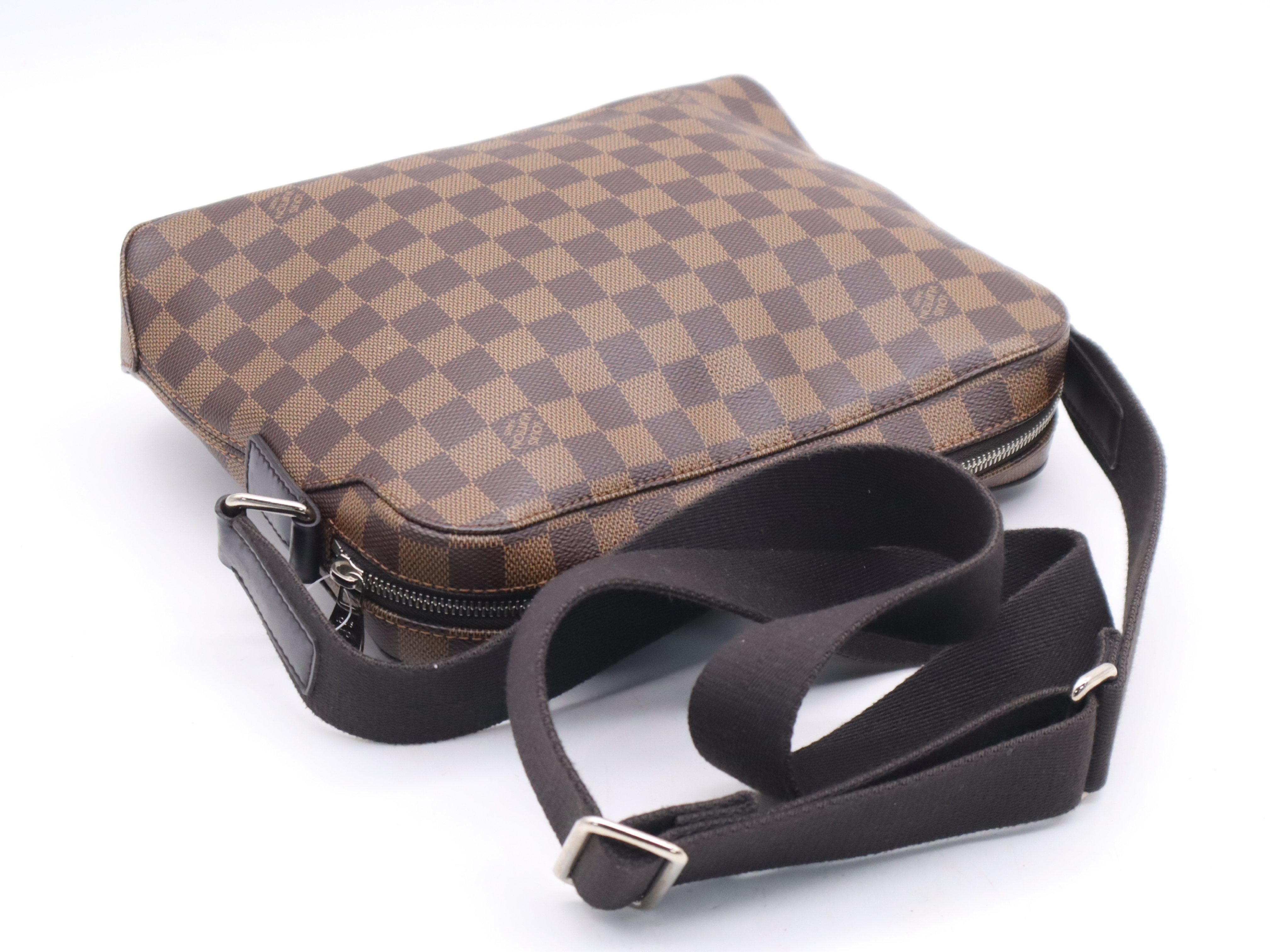 N41568 Damier Jake Messenger PM Shoulder Bag — view 6