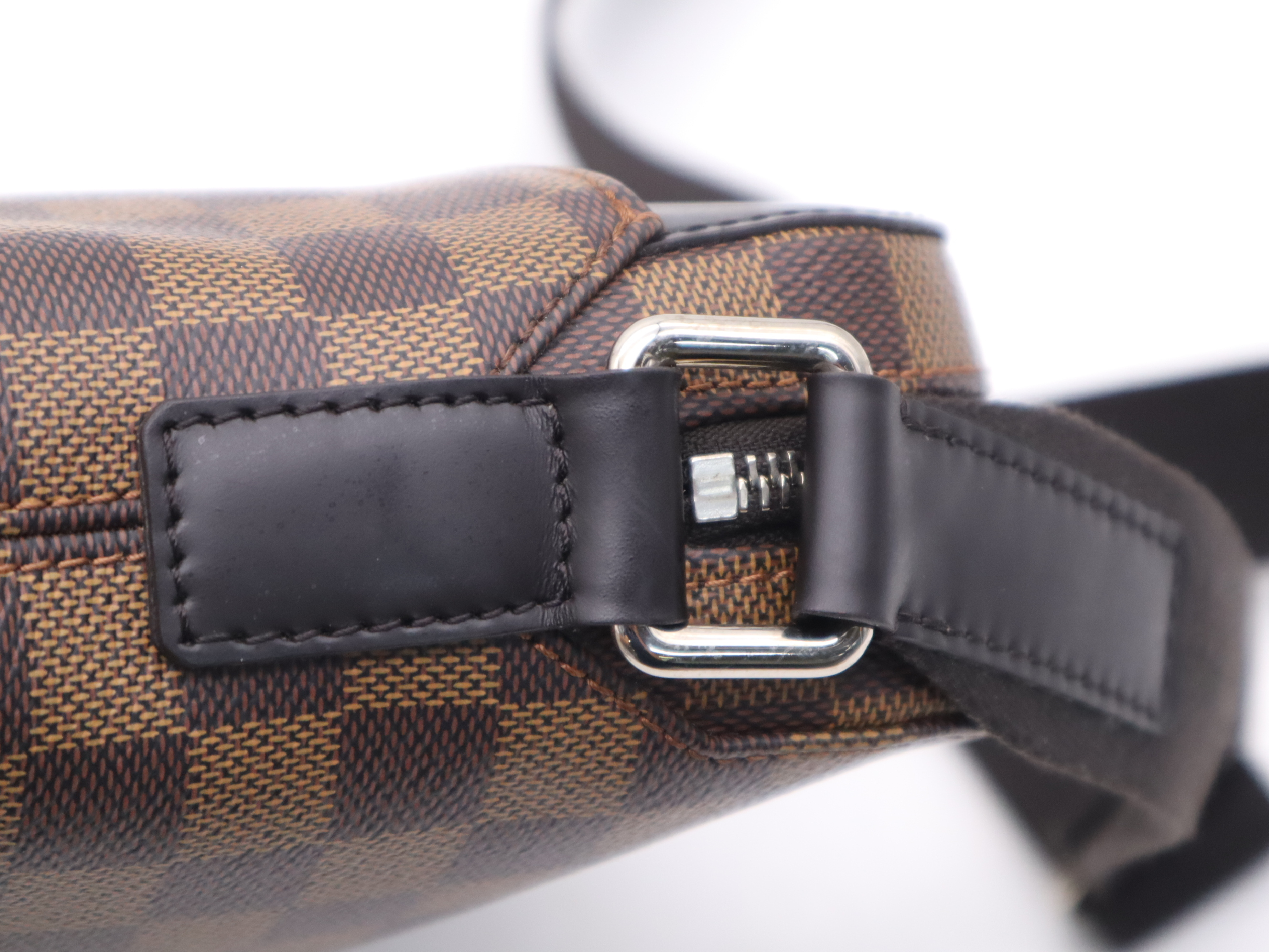 N41568 Damier Jake Messenger PM Shoulder Bag — view 8