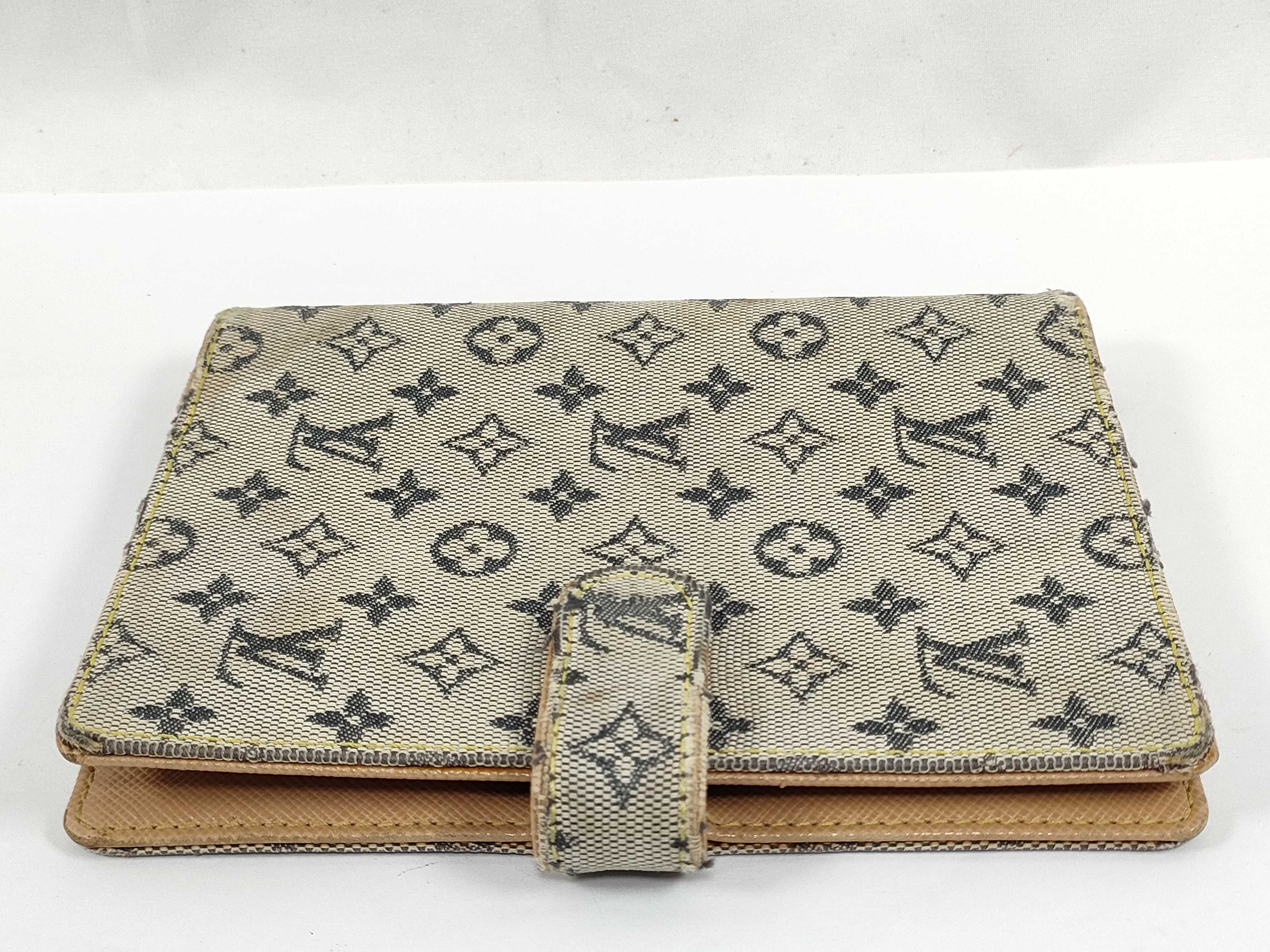 LV Agenda Notebook Cover — view 6