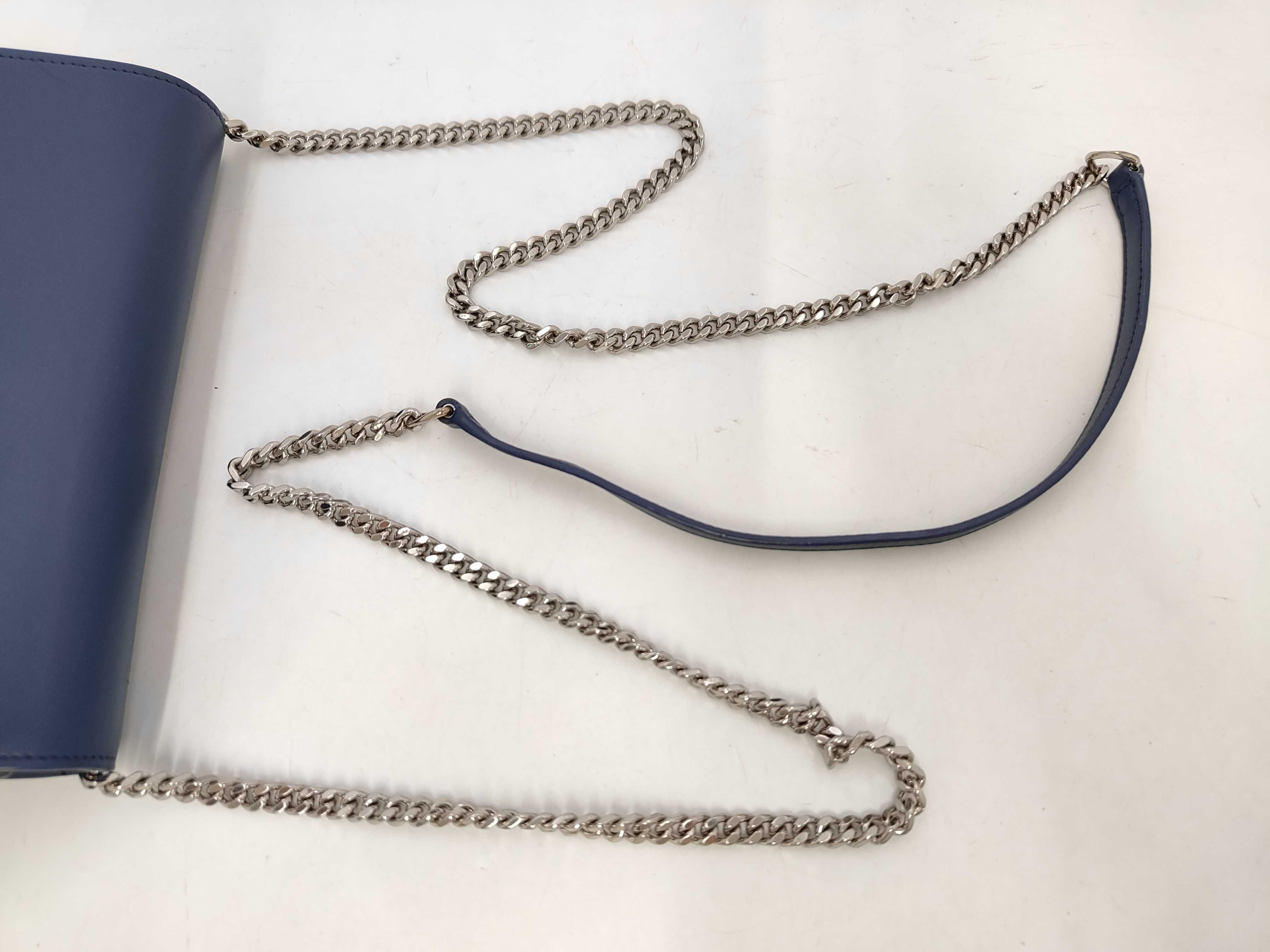 Chain Shoulder Bag — view 5