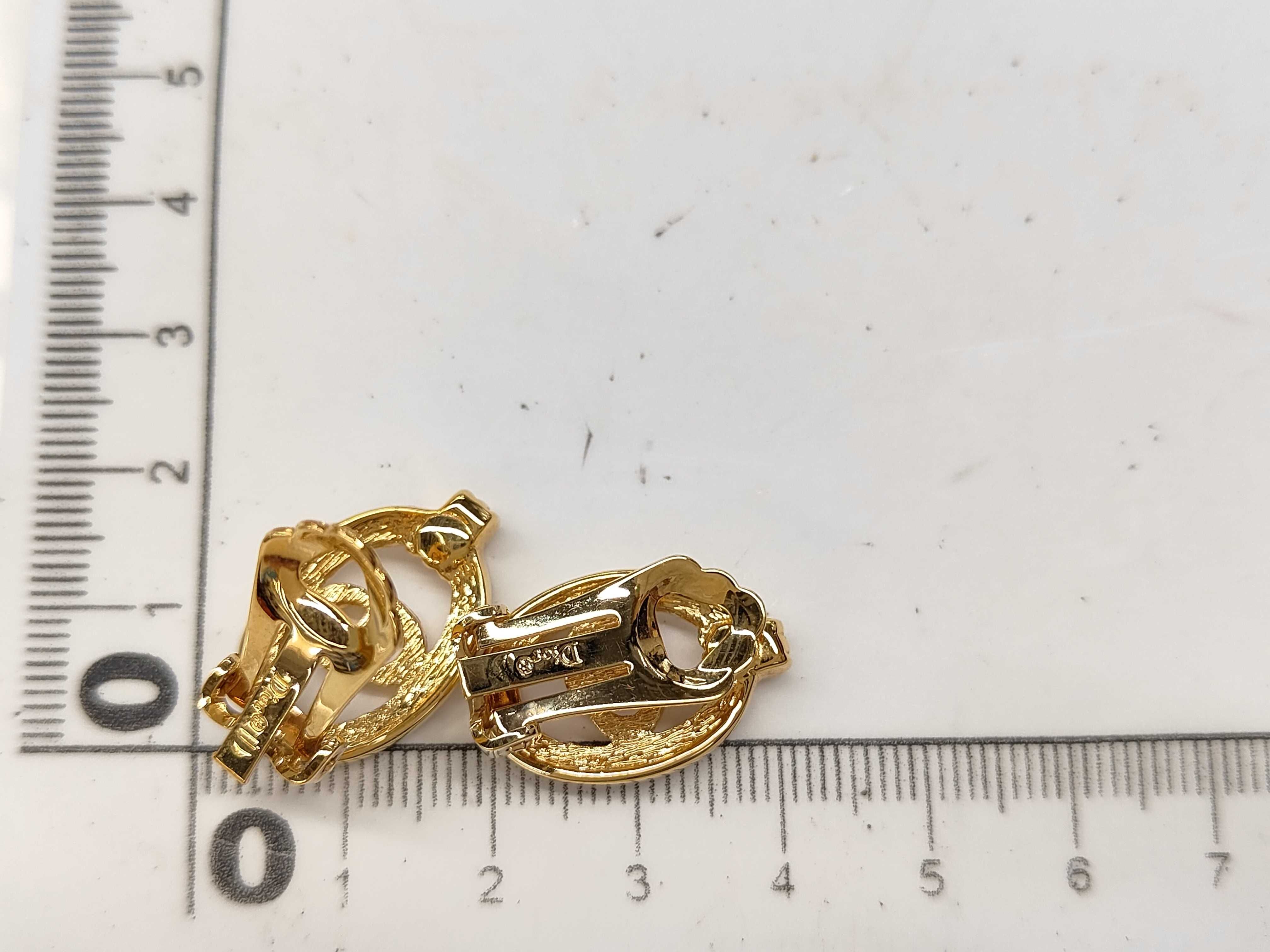 Earrings — view 6