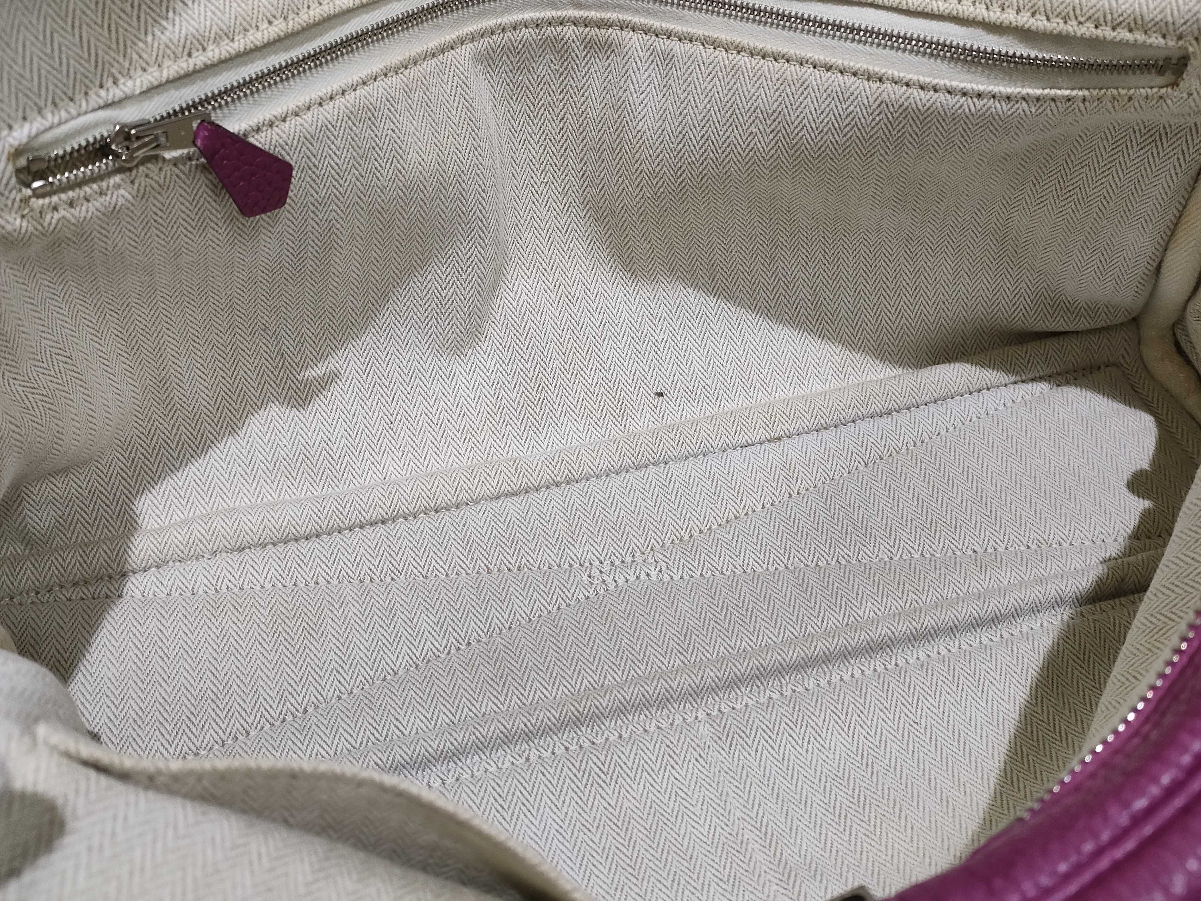Victoria Elan 38 Taurillon Clemence Handbag O — view 9