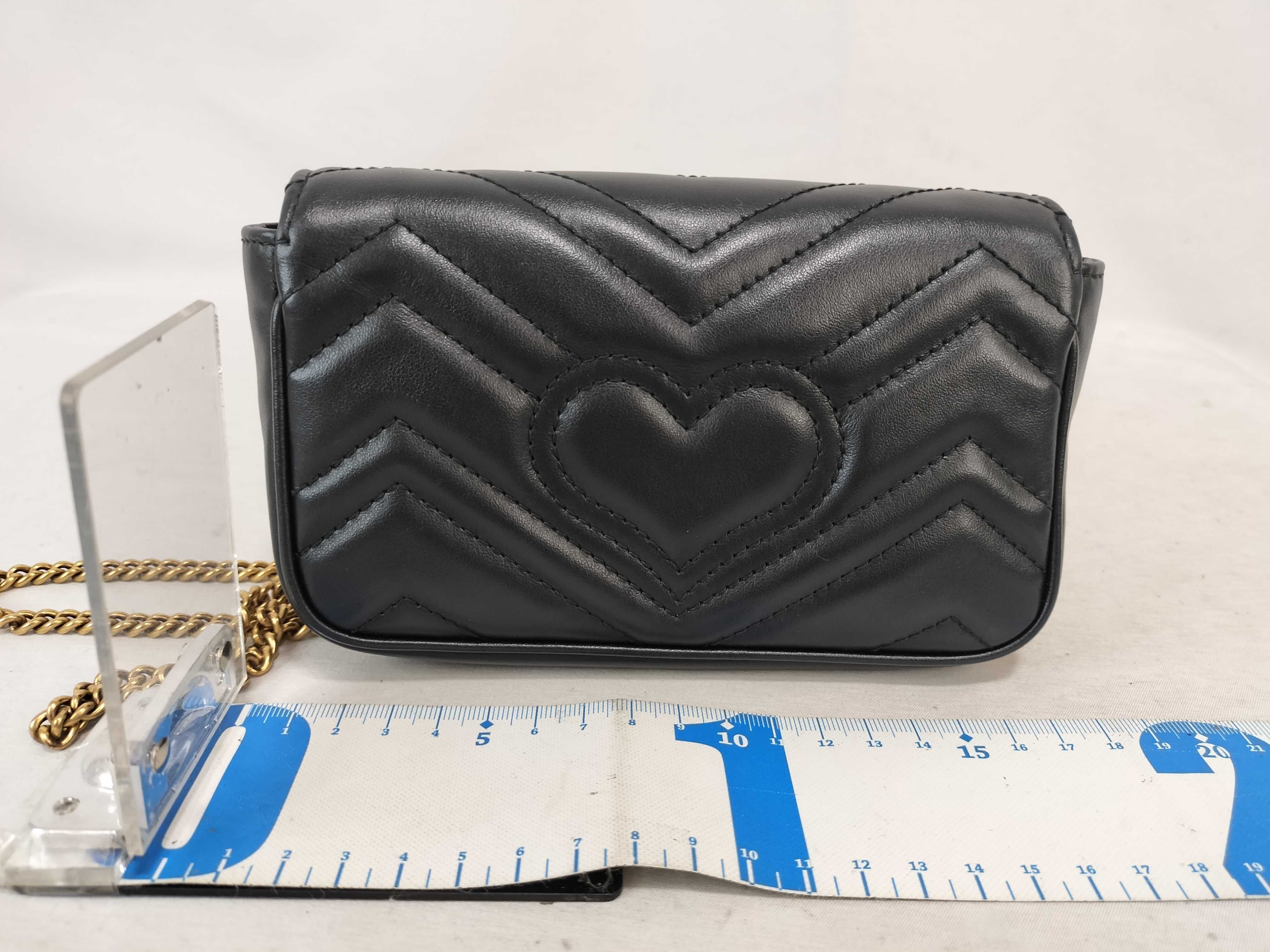 GG Marmont Chain Shoulder Bag 476433 Black Shoulder Bag — view 2