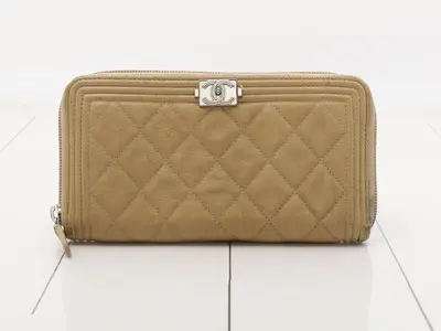 Boy Chanel Round Zip Long Wallet