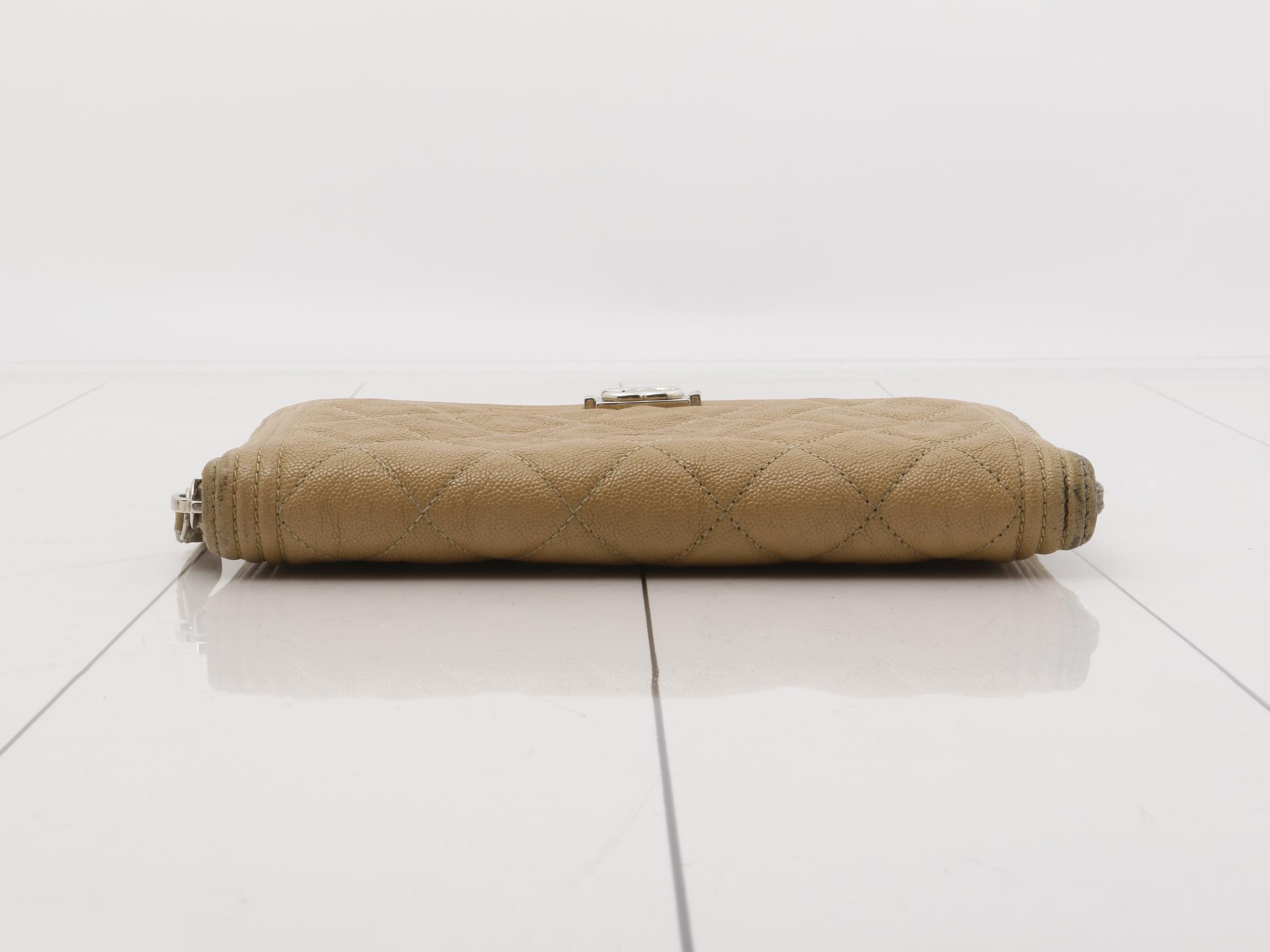 Boy Chanel Round Zip Long Wallet — view 3