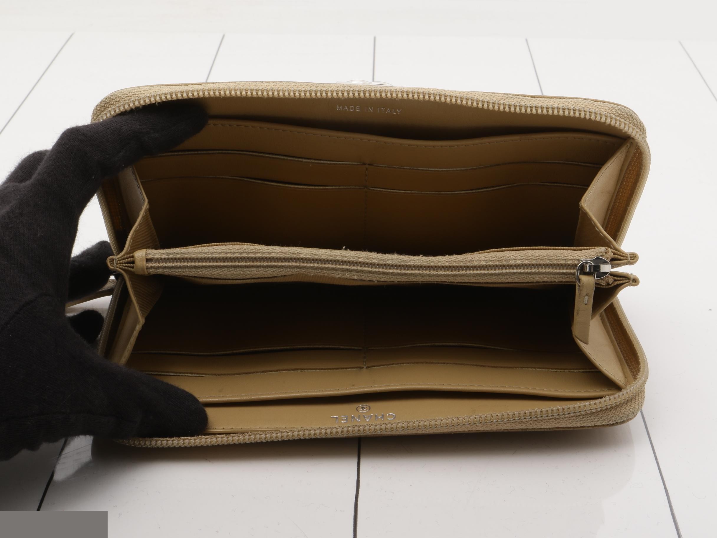 Boy Chanel Round Zip Long Wallet — view 4